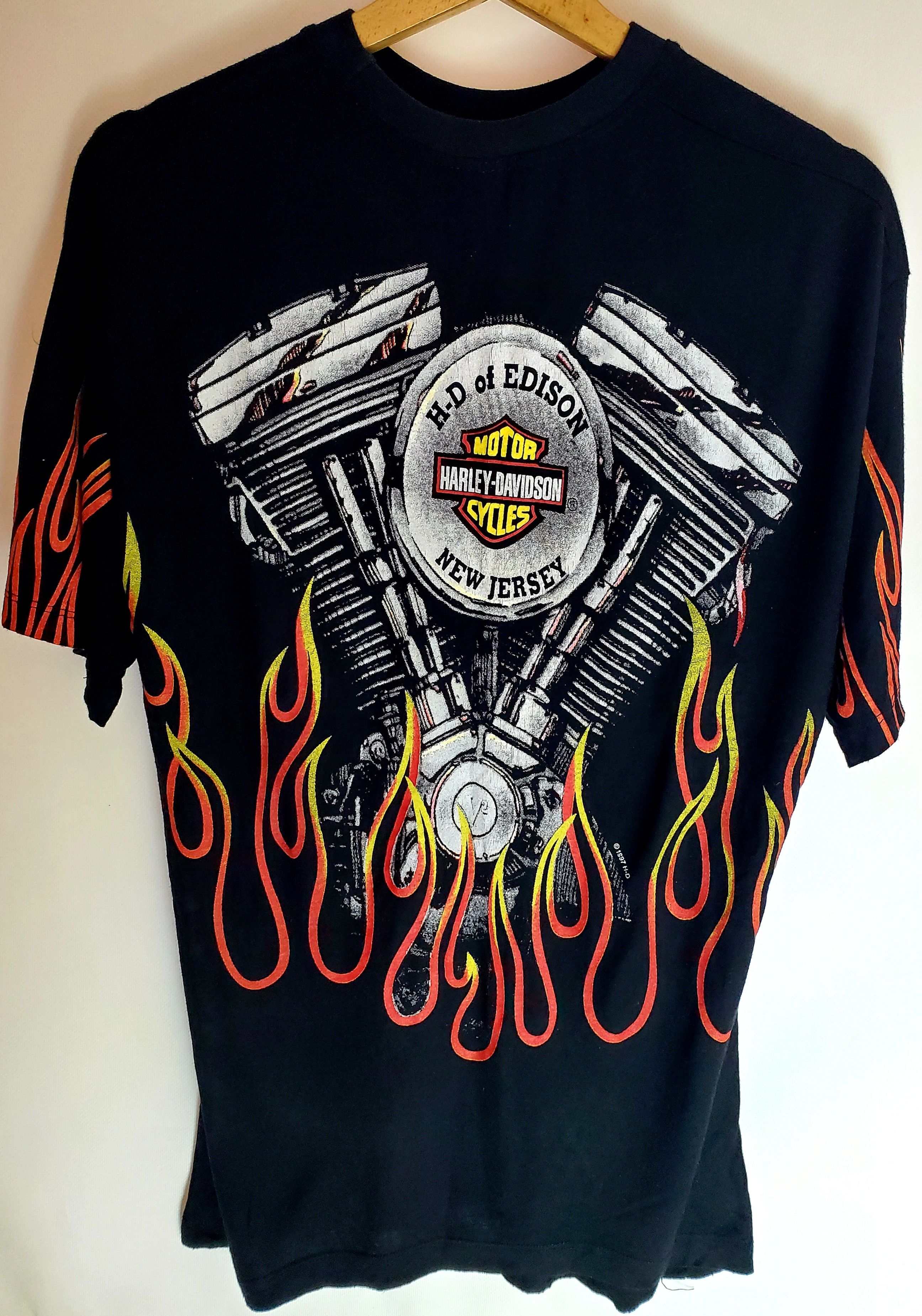 Harley-Davidson エンジン Flameデザイン Tシャツ Harley Davidson AOP