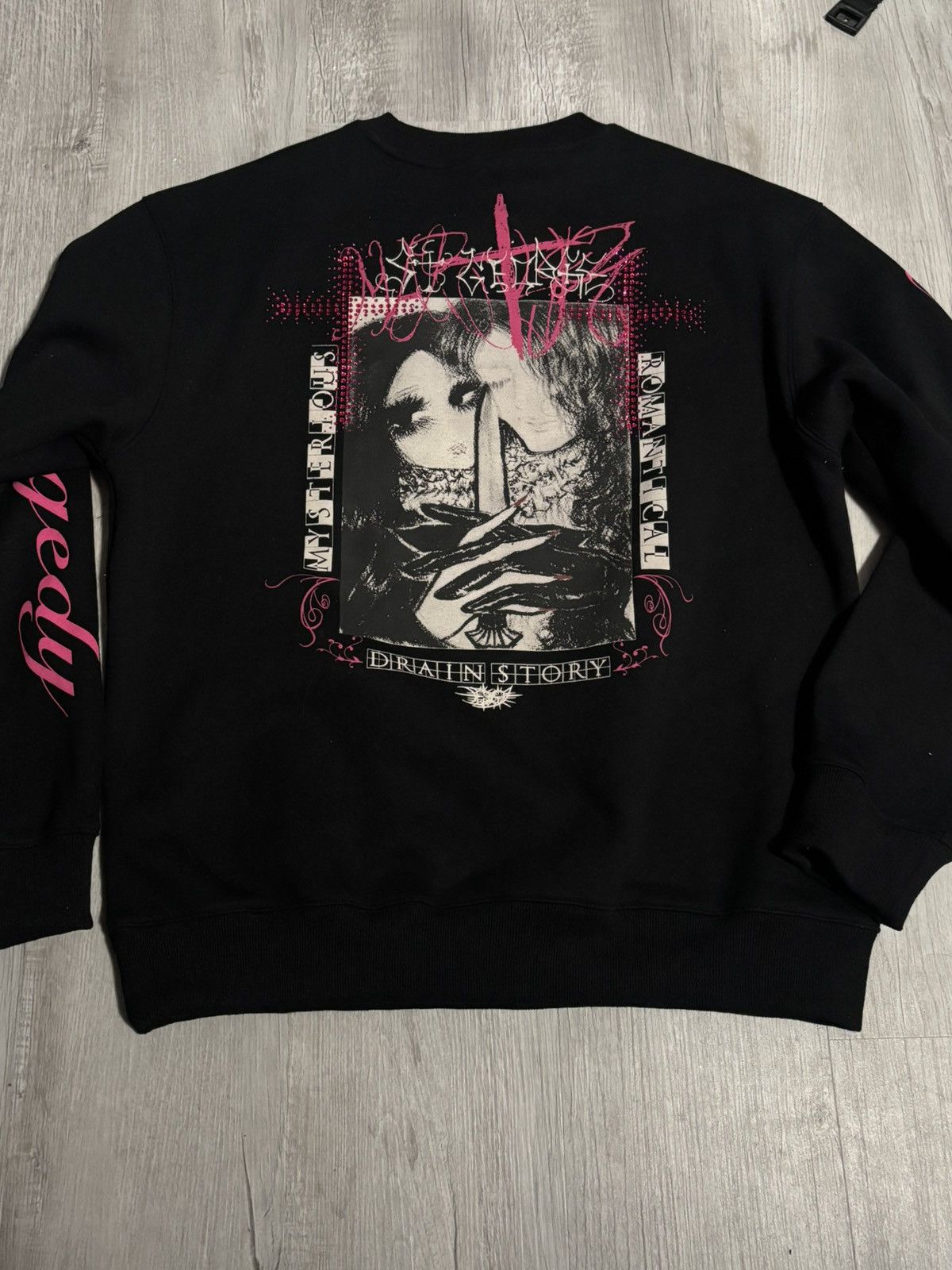 Drain Gang Bladee Beautiful Martyr Tour crewneck Size US L / EU 52-54 / 3 - 3 Thumbnail