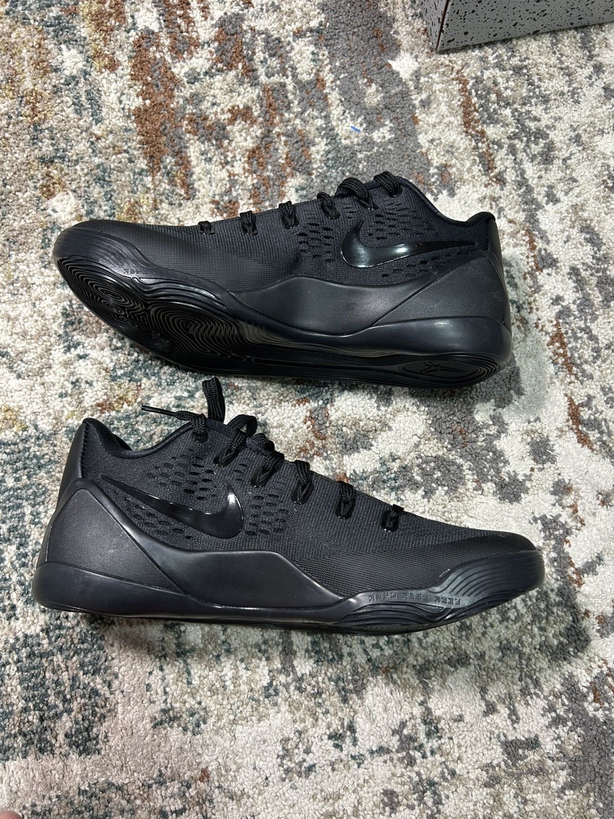Nike Unreleased Kobe 9 Protro Triple Black Size US 8.5 / EU 41-42 - 2 Thumbnail