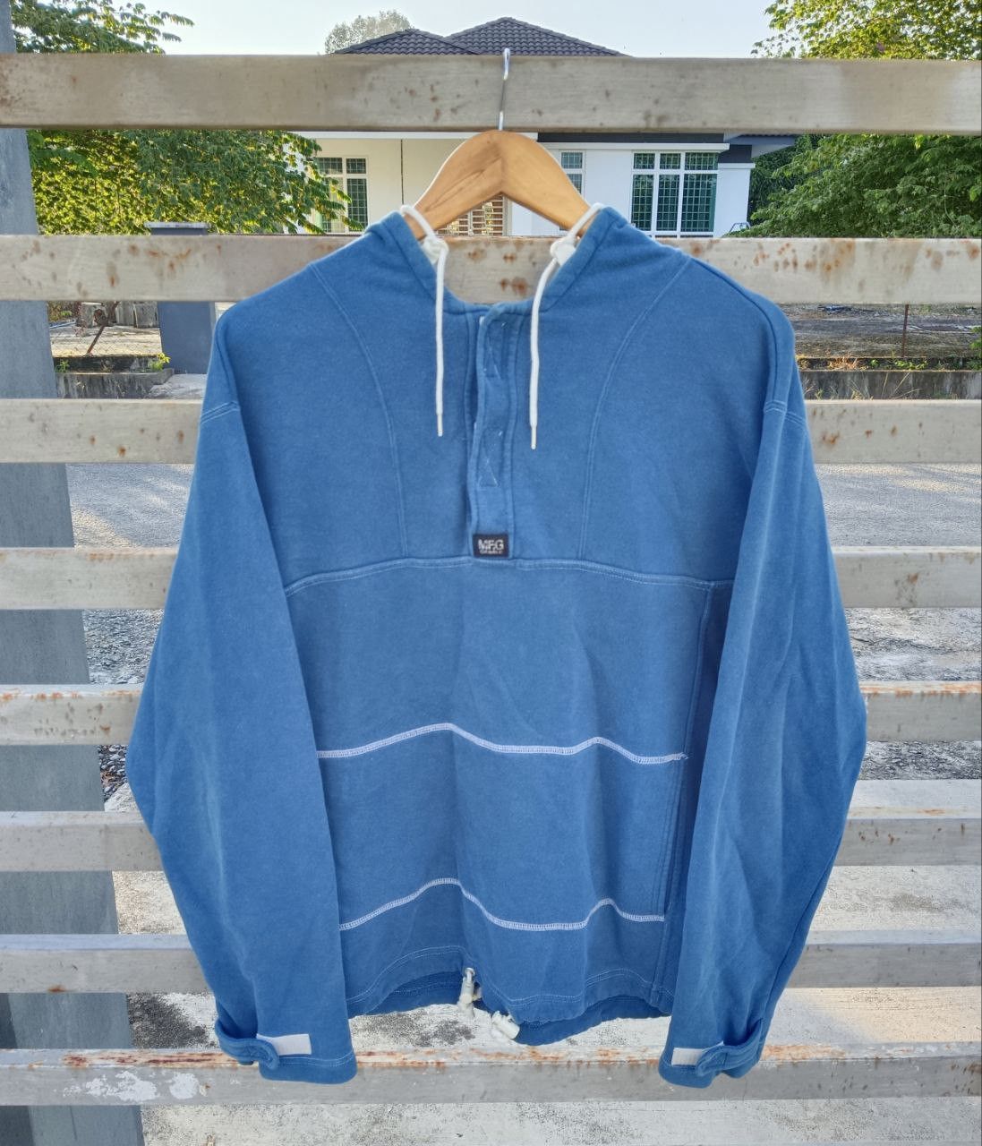 Marithe + Francois Girbaud SICK DISTRESSED MFG HOODIE Size US L / EU 52-54 / 3 - 1 Thumbnail