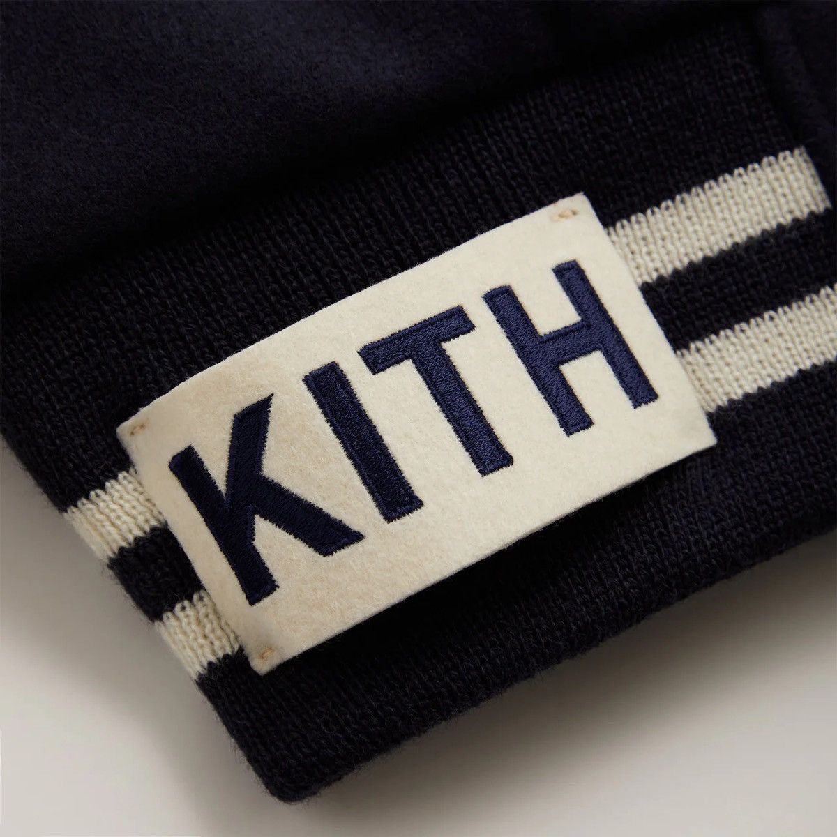 Kith × Russell Athletic Kith Russell Athletic CUNY Queens College Golden Bear Jacket Size US S / EU 44-46 / 1 - 4 Thumbnail