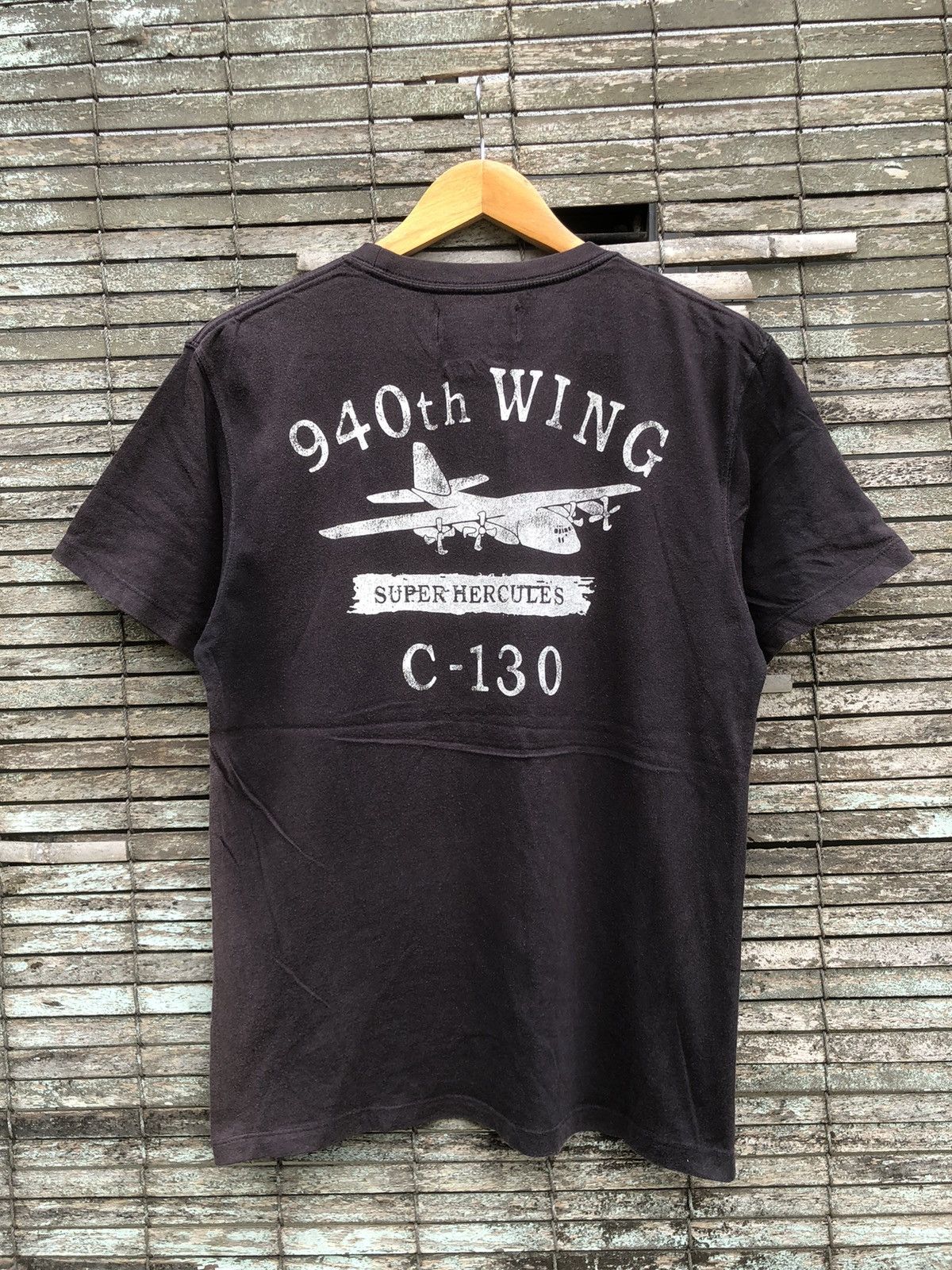 Avirex Vintage Sunfaded Avirex Tenth Air Force Big Logo Tee Size US M / EU 48-50 / 2 - 10 Thumbnail