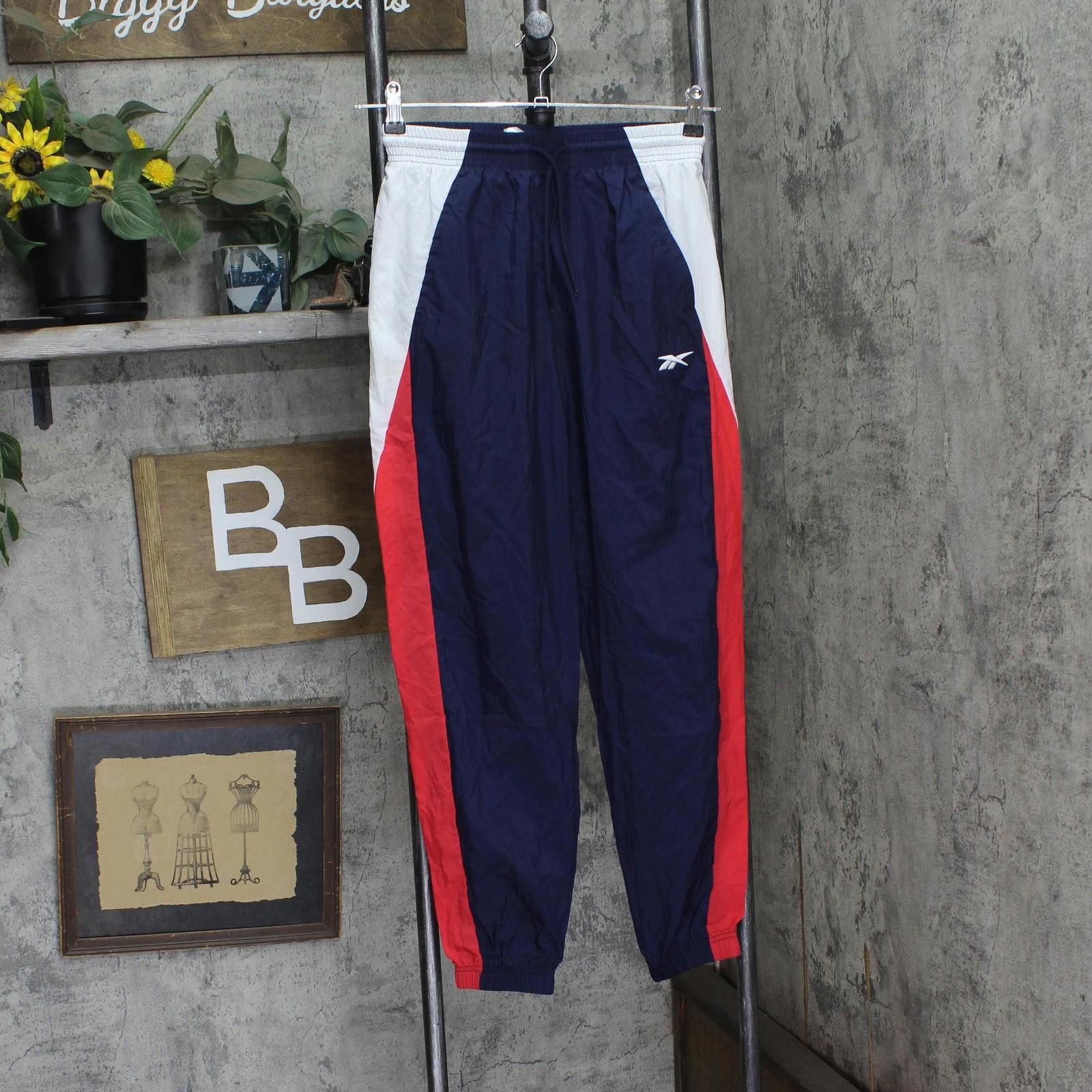 Reebok Nwt Reebok Nylon Track Pants It5650 Vector Navy Blue S Size 28" / US 6 / IT 42 - 1 Thumbnail