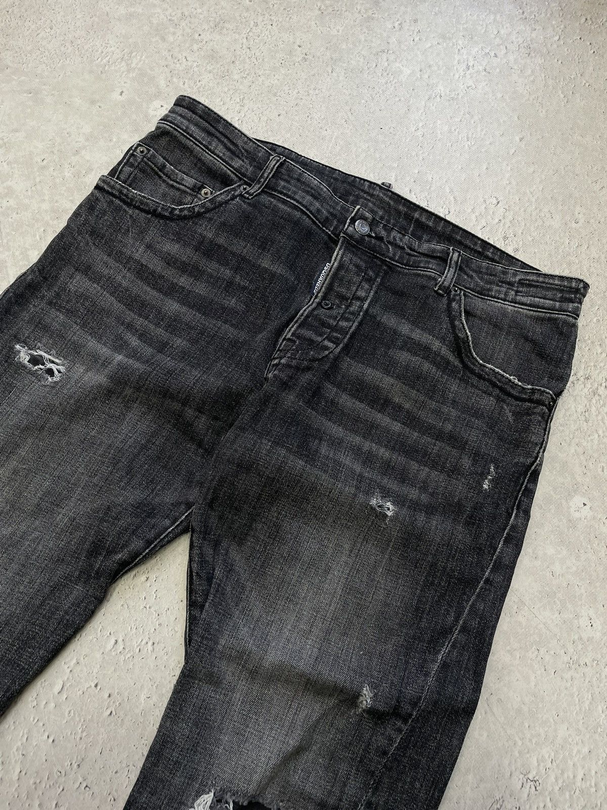 Dsquared2 Vintage slim Dsquared 2 slim black distressed jeans pants Size US 36 / EU 52 - 2 Thumbnail