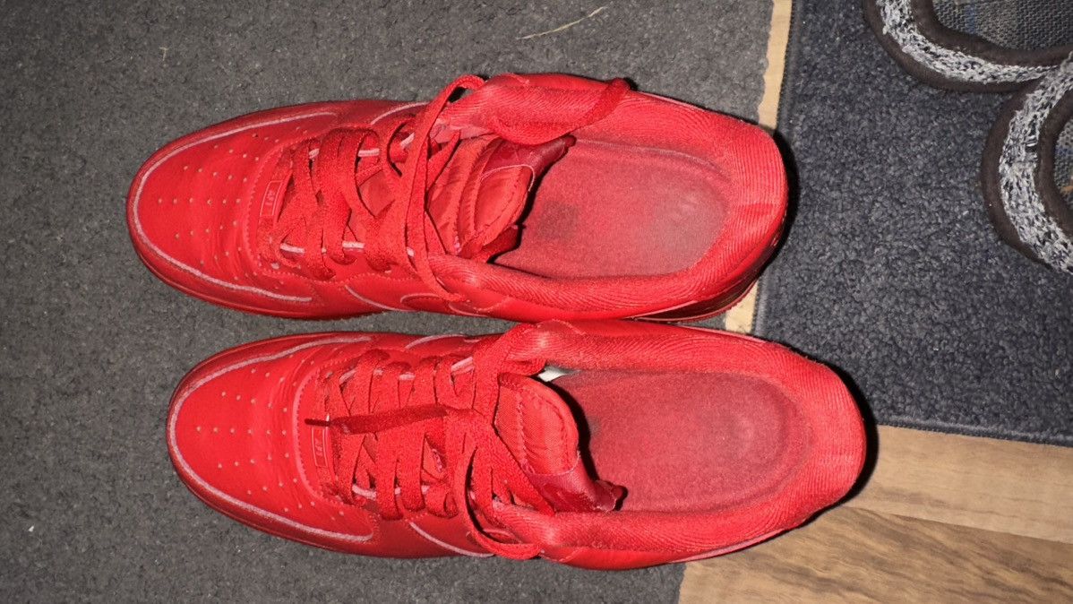 Jordan Brand Air Force 1s fully red Size US 10.5 / EU 43-44 - 5 Thumbnail