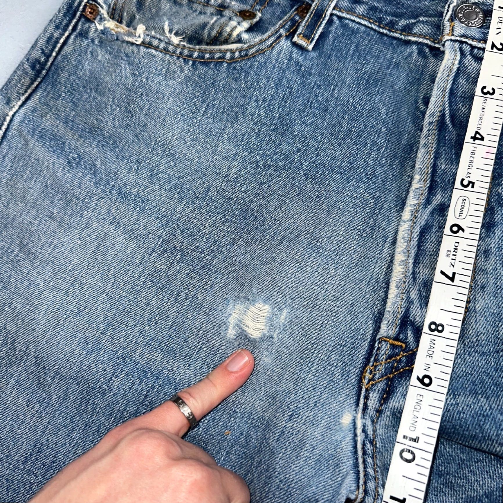 Levi's VINTAGE Levi's 501 Straight Leg Jeans 90s Blue Medium Wash 34x32 Mens Size US 34 / EU 50 - 7 Thumbnail