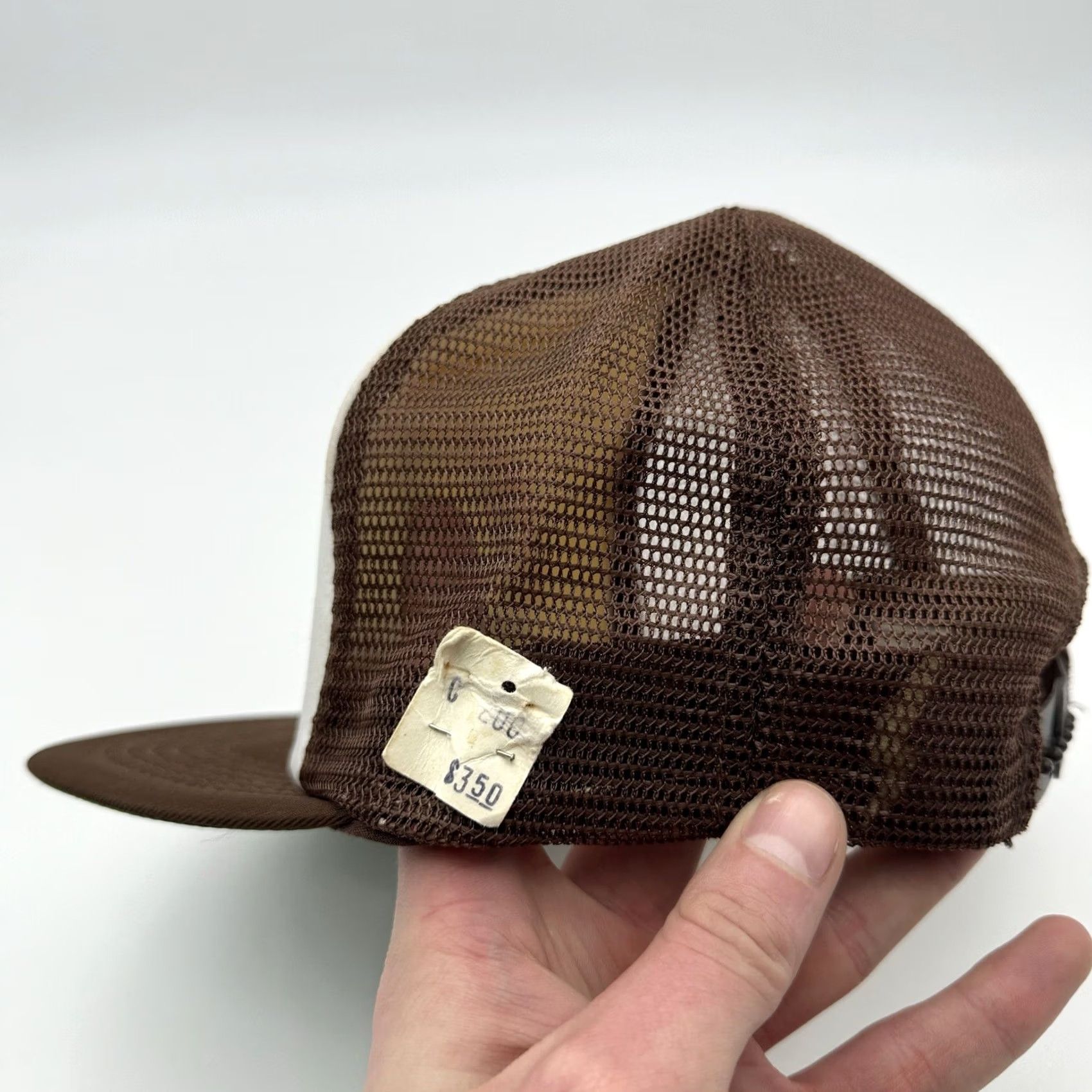 Rainbow VINTAGE South of the Border Snapback Trucker Hat Pedro Rainbow Cartoon 80s SOCAL Brown Size ONE SIZE - 3 Thumbnail