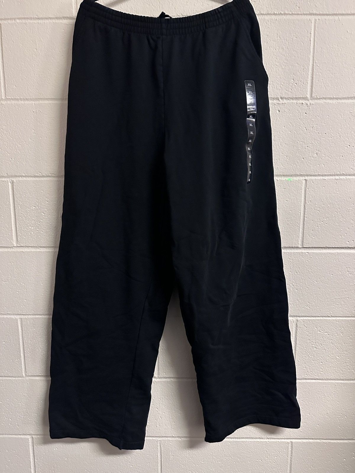 Pre-owned Balenciaga Fw22 Size Sticker Sweatpants In Black