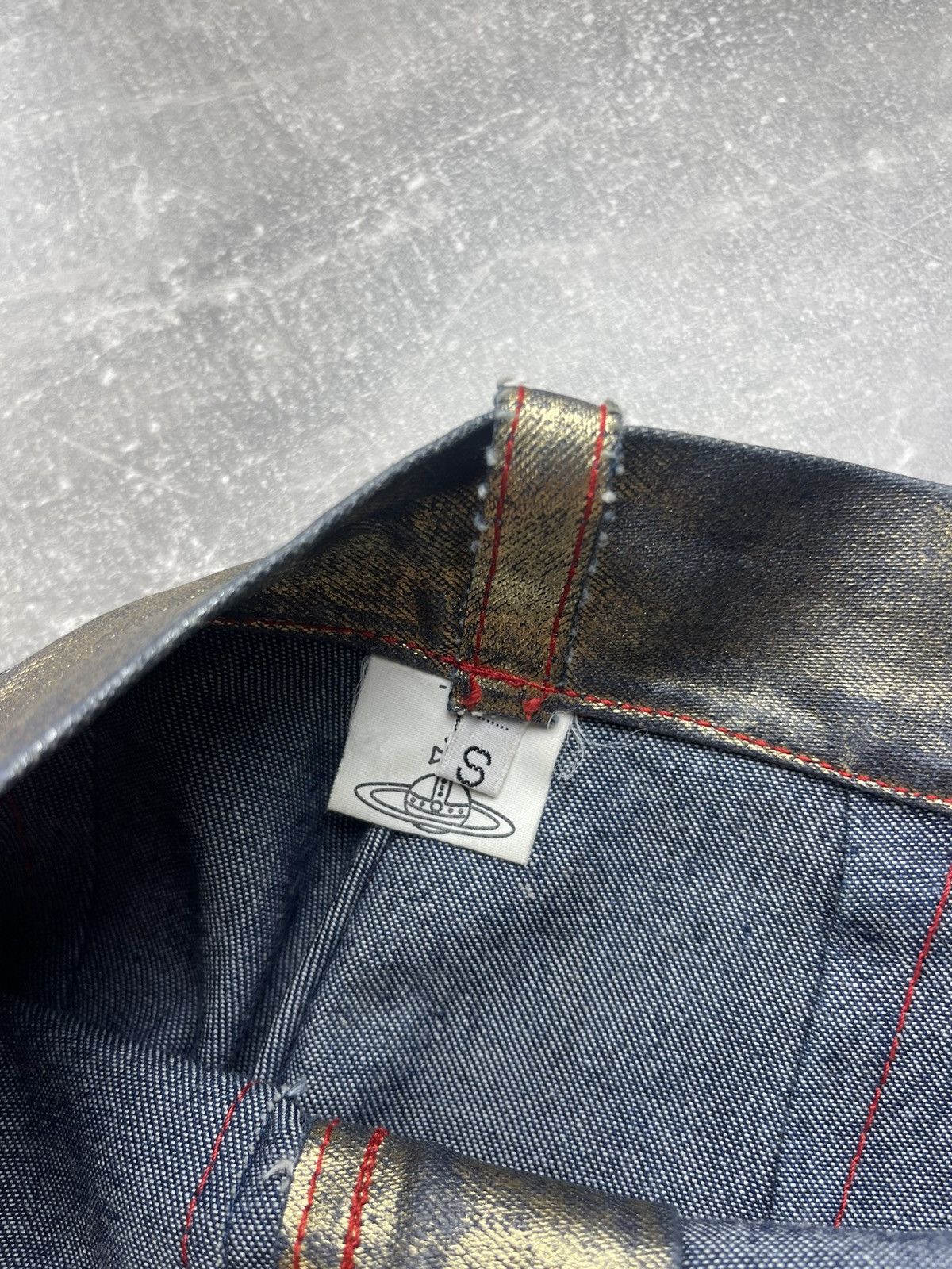 Vintage × Vivienne Westwood Vivienne Westwood Red Label Gold Foil Jeans Runway Archives Size 26" / US 2 / IT 38 - 14 Thumbnail