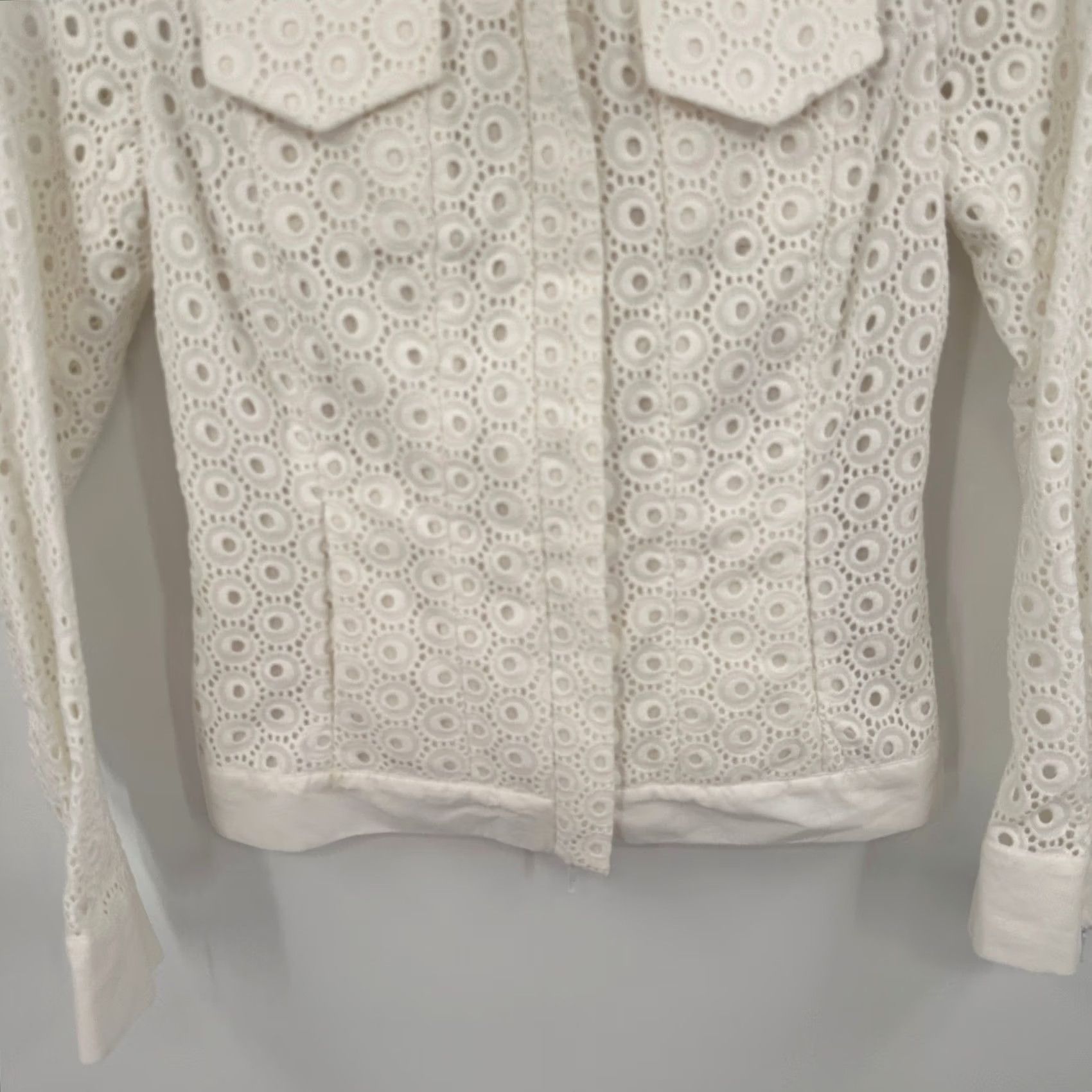 ANNE FONTAINE Anne Fontaine UGOLINE White Eyelet Cotton Button Jacket Women's Size 36 Size XS / US 0-2 / IT 36-38 - 3 Thumbnail