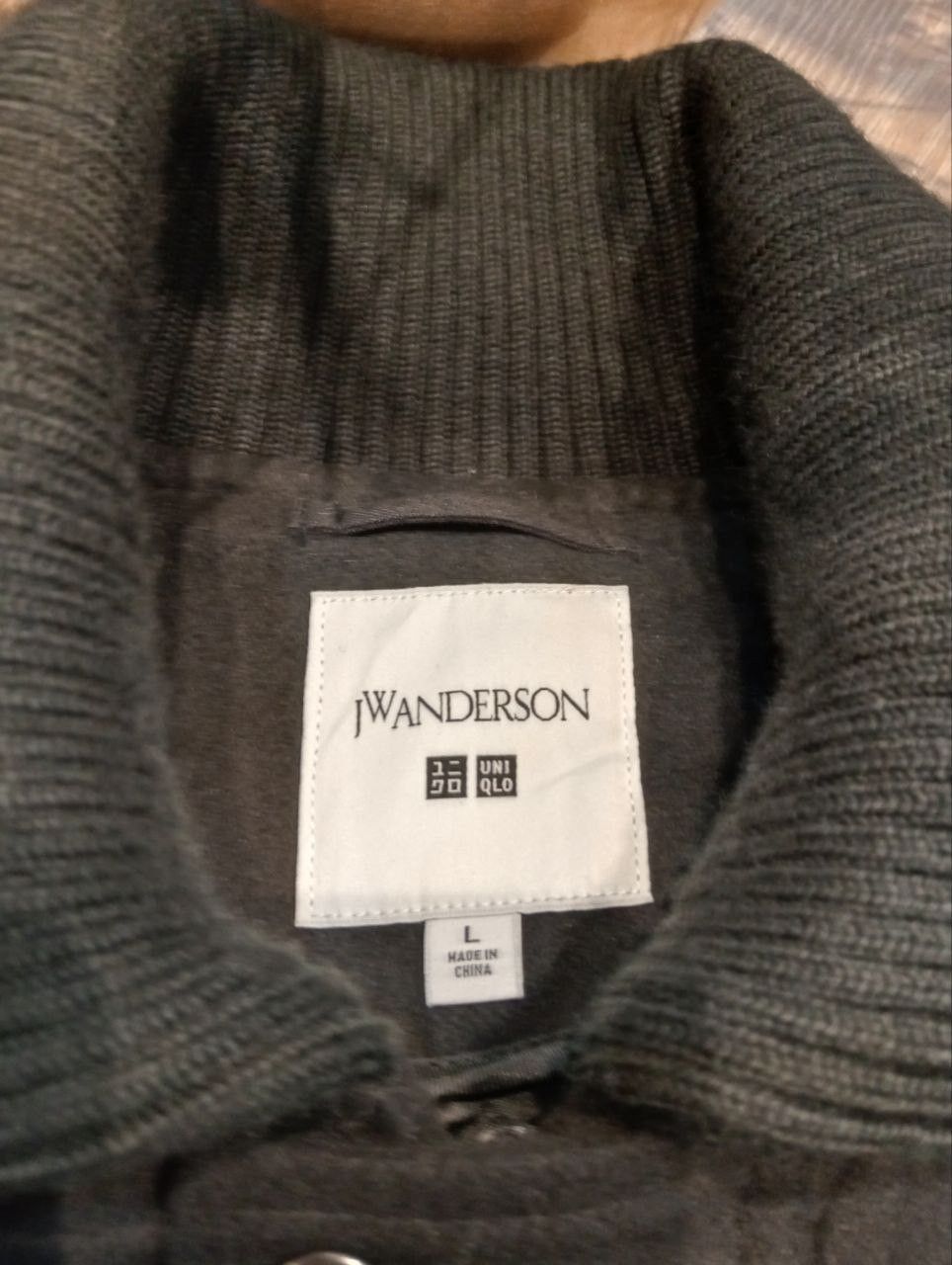 JW Anderson × Uniqlo J.W.ANDERSON X UNIQLO BLACK JACKET - SIZE L Size US L / EU 52-54 / 3 - 9 Thumbnail