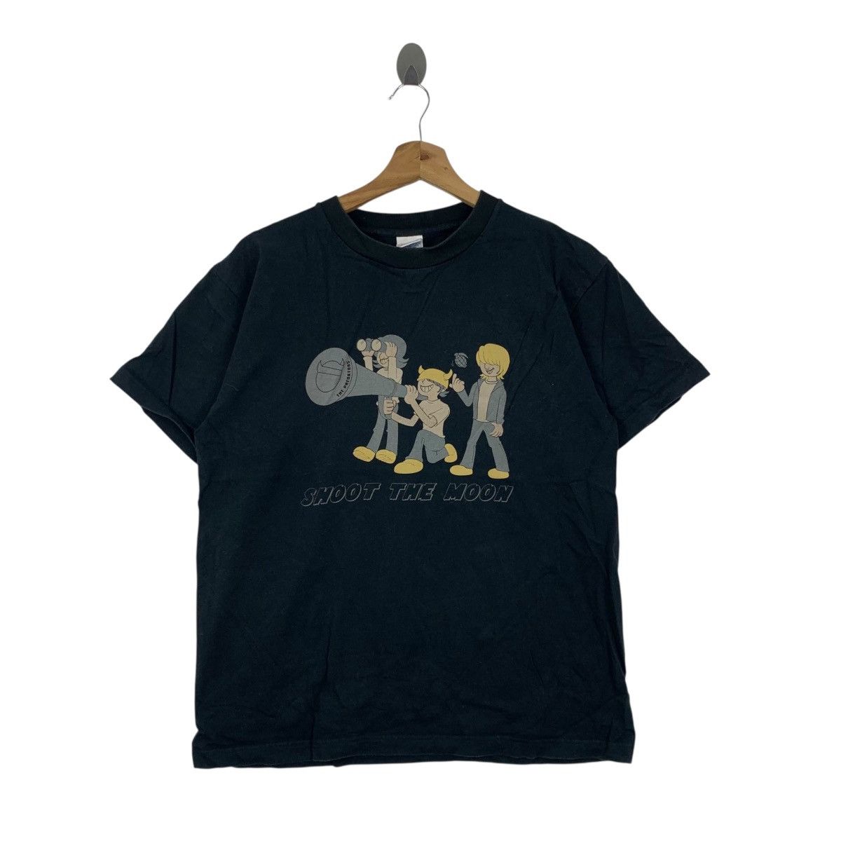 Japanese Brand THE PREDATORS Shoot The Moon Japanese Band Rock Short Shirt Size US M / EU 48-50 / 2 - 1 Thumbnail
