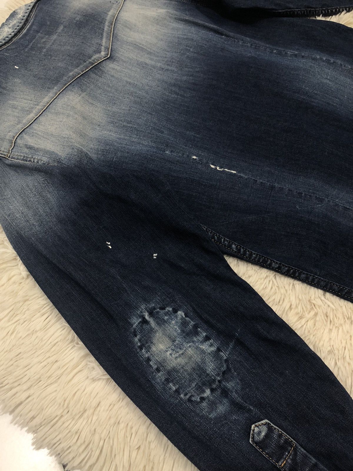 Dsquared2 Dsquared2 Distressed Denim Shirt Size US S / EU 44-46 / 1 - 16 Thumbnail