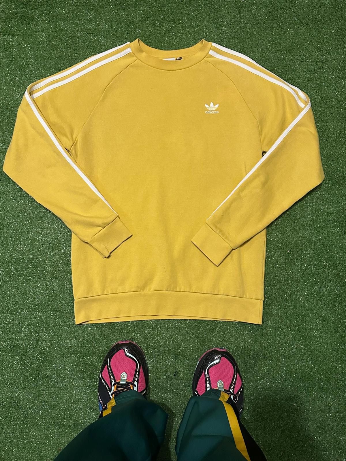 Adidas Adidas Yellow Kids' Sweatshirt with White Stripes Size US XS / EU 42 / 0 - 1 Thumbnail