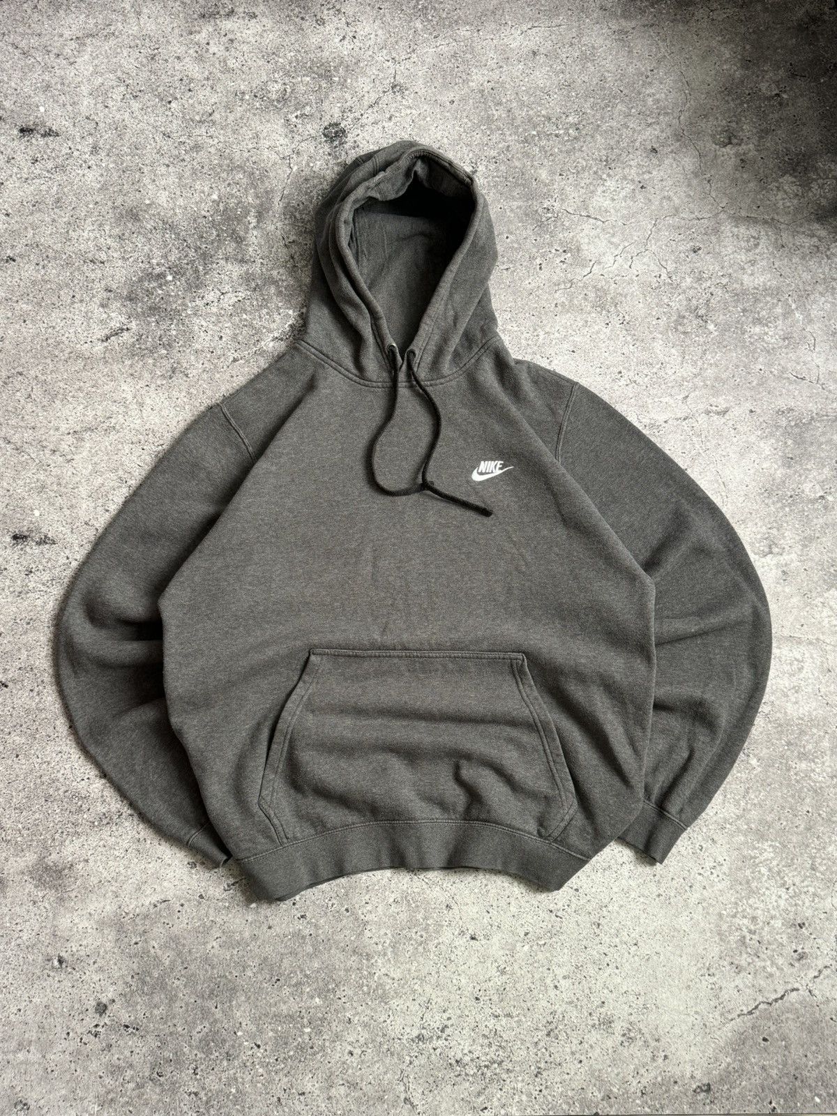 Nike × Vintage Vintage Nike Y2K oversized distressed hoodie Size US L / EU 52-54 / 3 - 1 Thumbnail