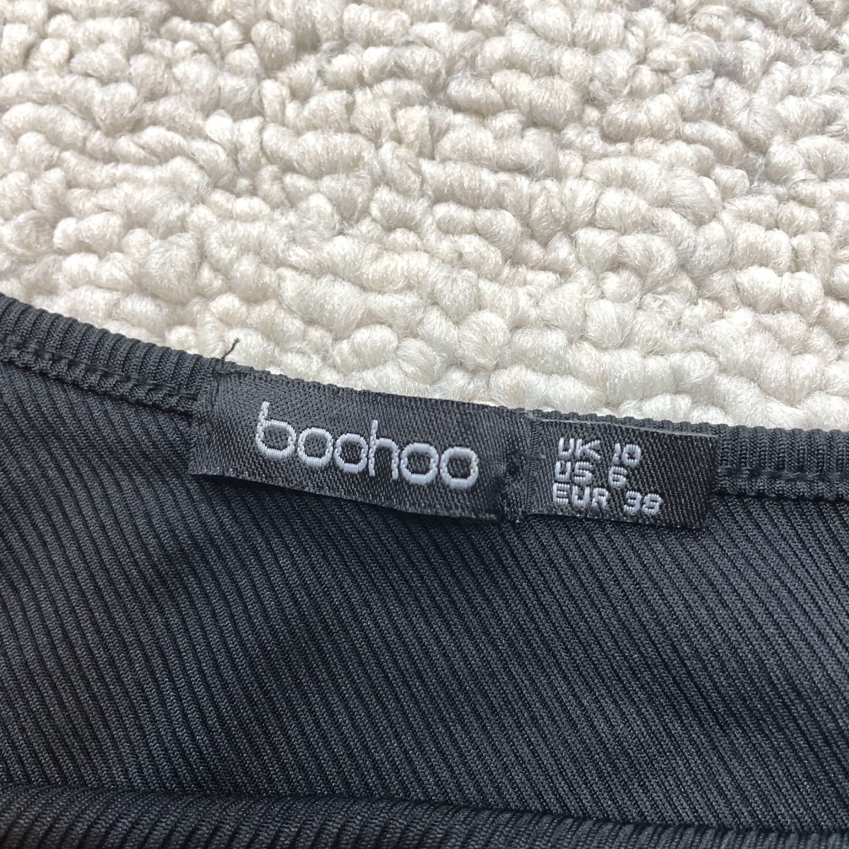 Boohoo VINTAGE Boohoo Cropped Top Womens 6 Ribbed Asymmetric One Sleeve Black Stretch Shirt Regular Size 6 Womens Girls Mens Size M / US 6-8 / IT 42-44 - 4 Thumbnail