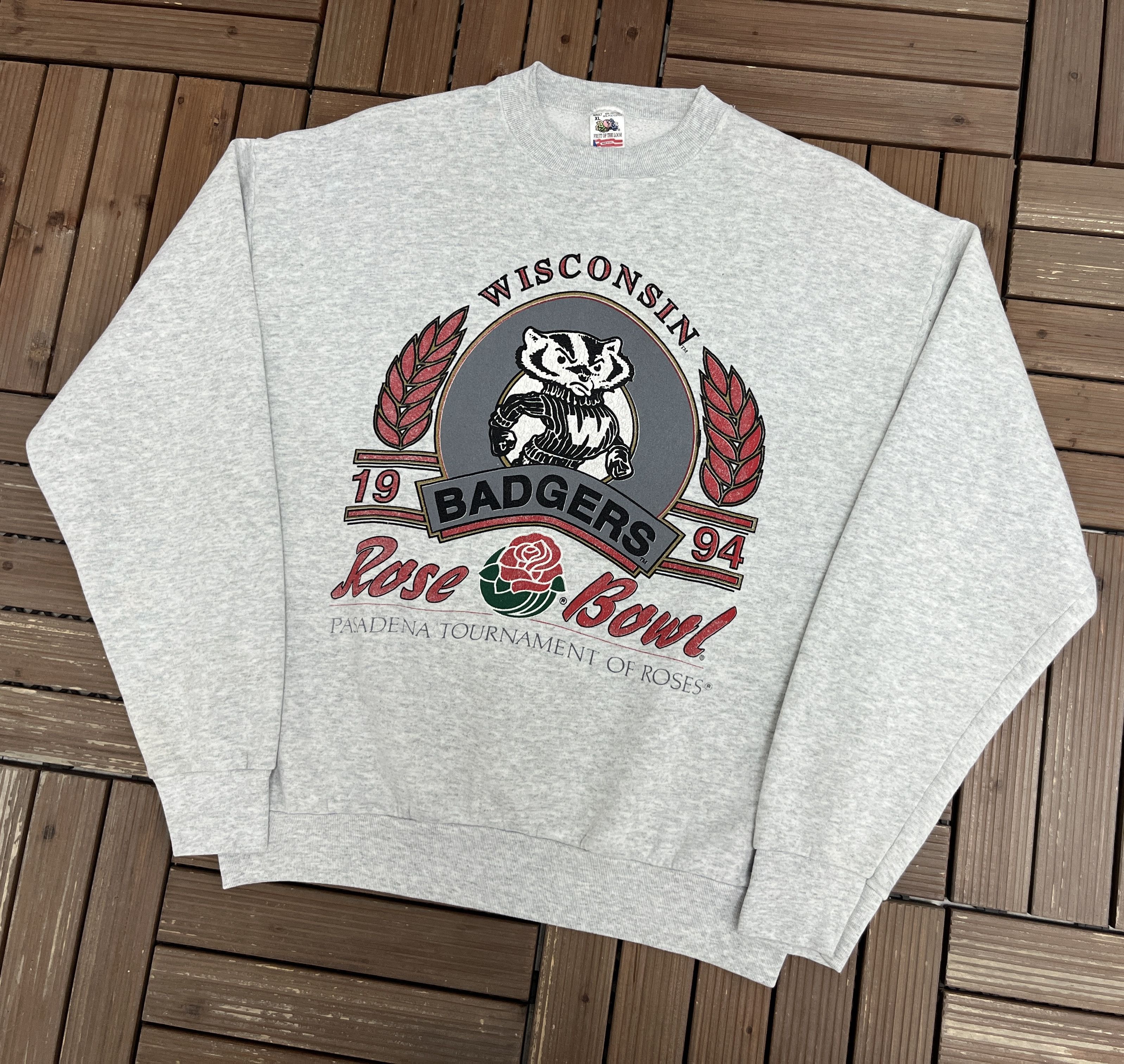 Vintage Wisconsin Badgers Rose Bowl 1994 Vintage Crewneck Sweater Size US XL / EU 56 / 4 - 3 Thumbnail