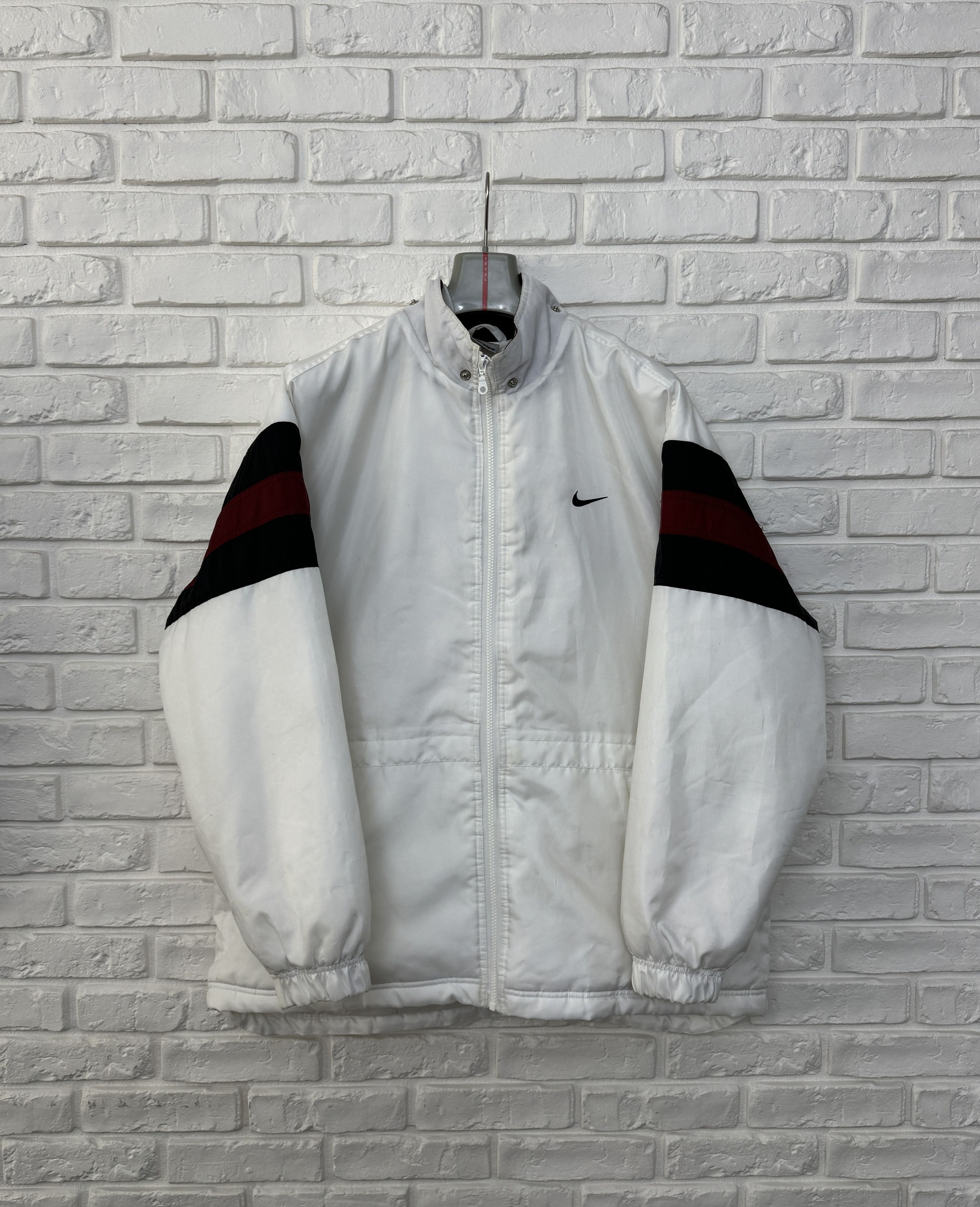 Nike Insulated Jacket Puffer Big Logo Swoosh White Size XL