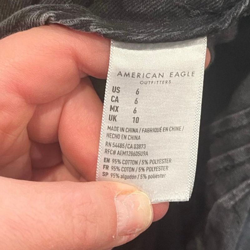 American Eagle Outfitters American Eagle Jean Shorts High Rise Button Fly Black Size 6 Size 28" / US 6 / IT 42 - 6 Thumbnail