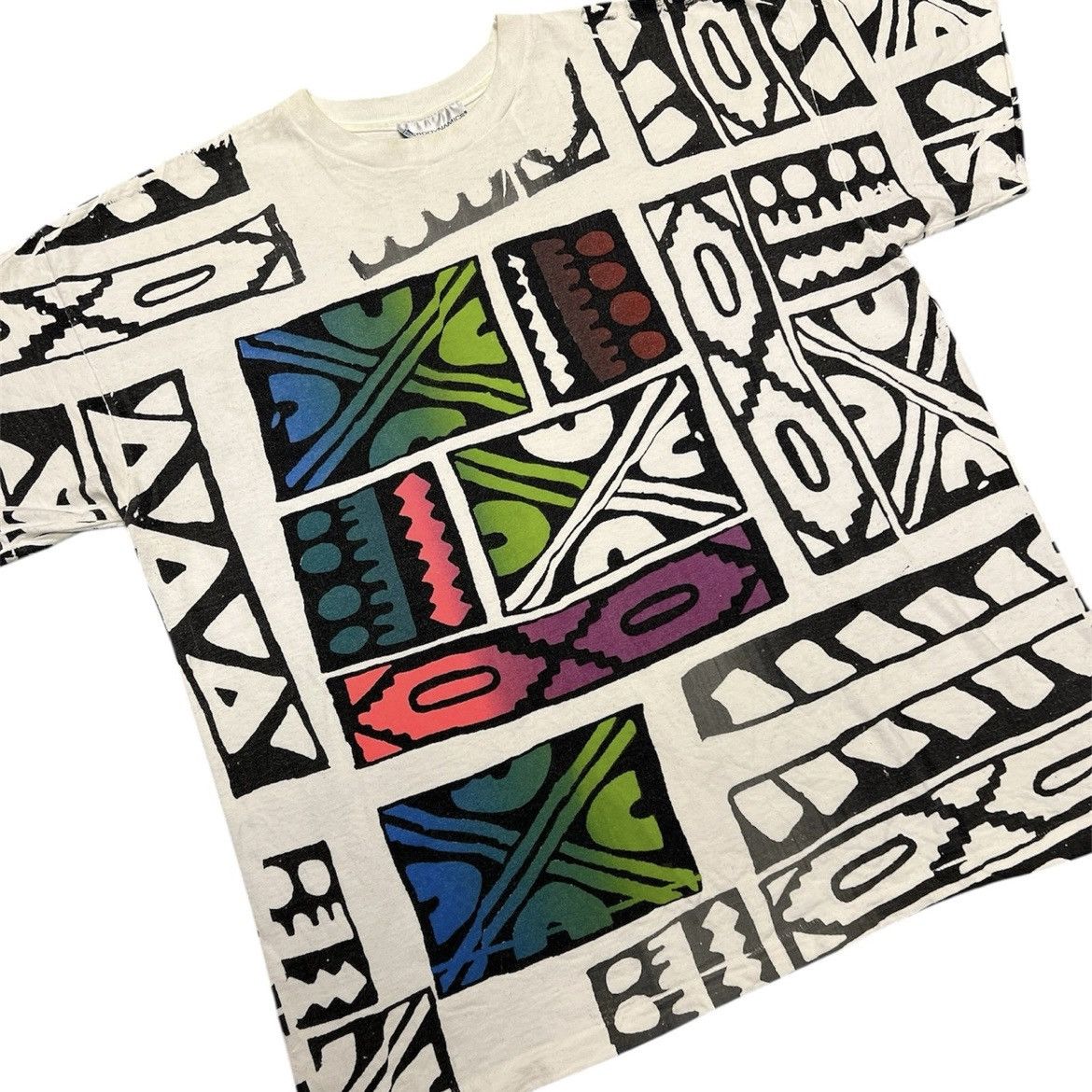 Vintage Vintage 90s Abstract AOP Graphic Artwork Single Stitch Shirt Size US XL / EU 56 / 4 - 1 Thumbnail