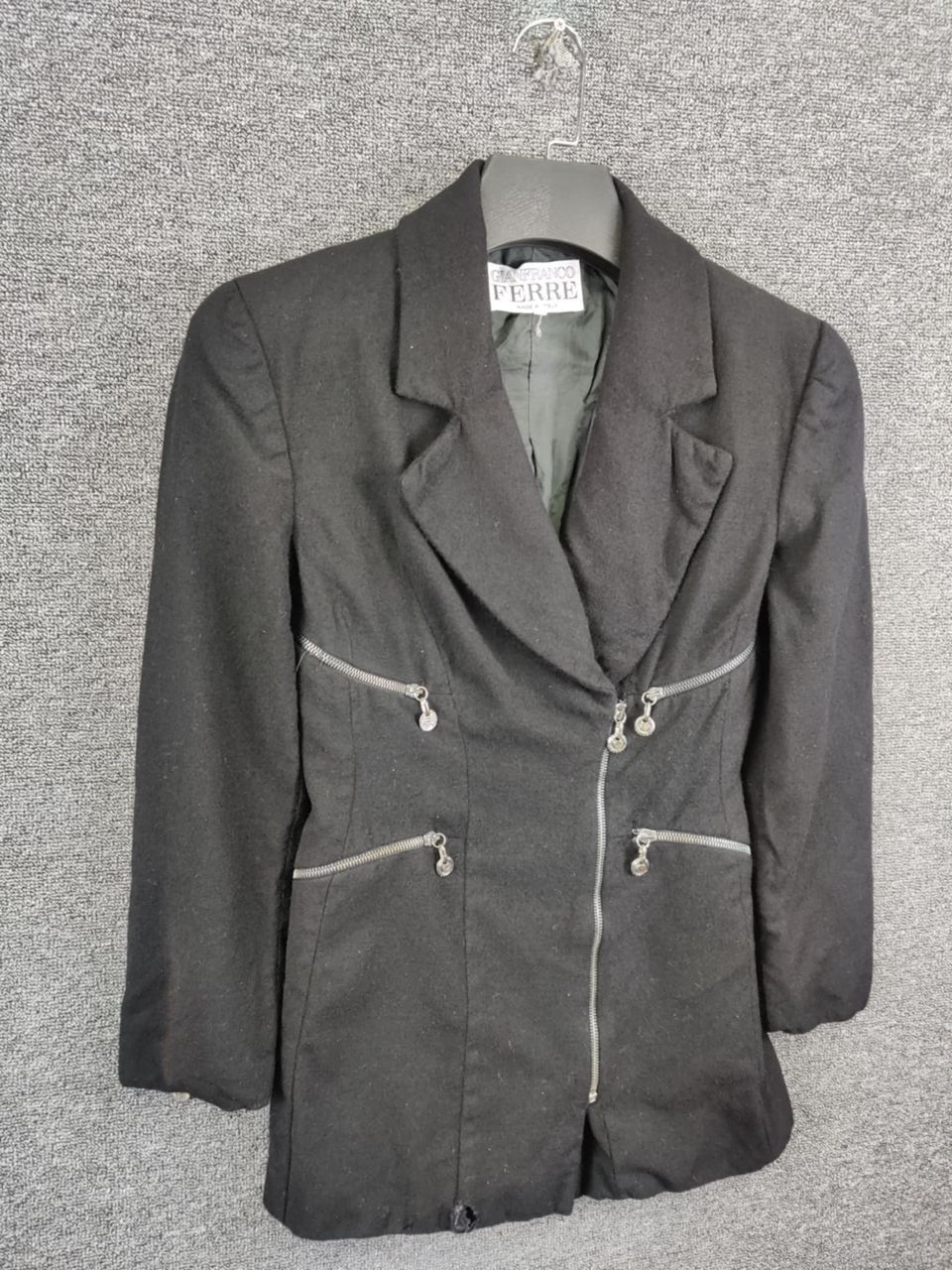 Gianfranco Ferre 90s Gianfranco Ferre Decorative Wool Blazer Style Jacket Size US S / EU 44-46 / 1 - 5 Thumbnail