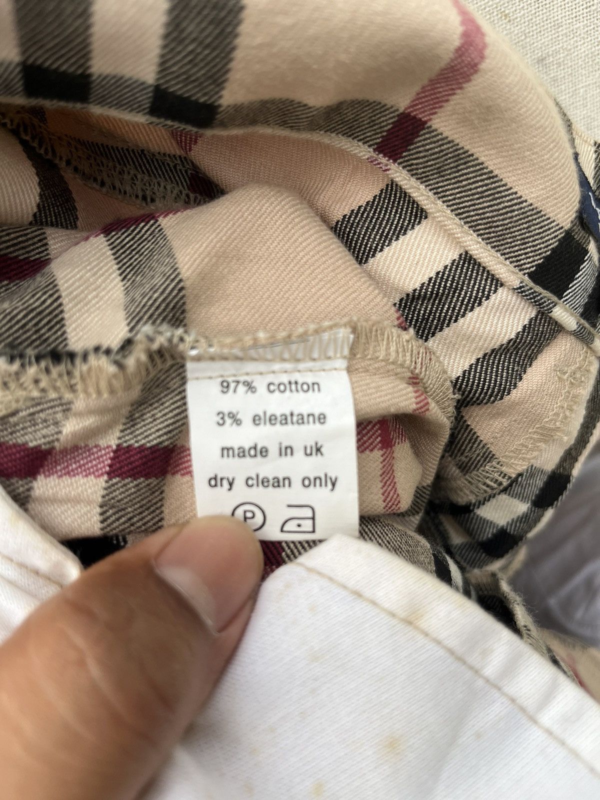 Burberry × Vintage Vintage Nova check mini skirt Size 28" / US 6 / IT 42 - 8 Thumbnail