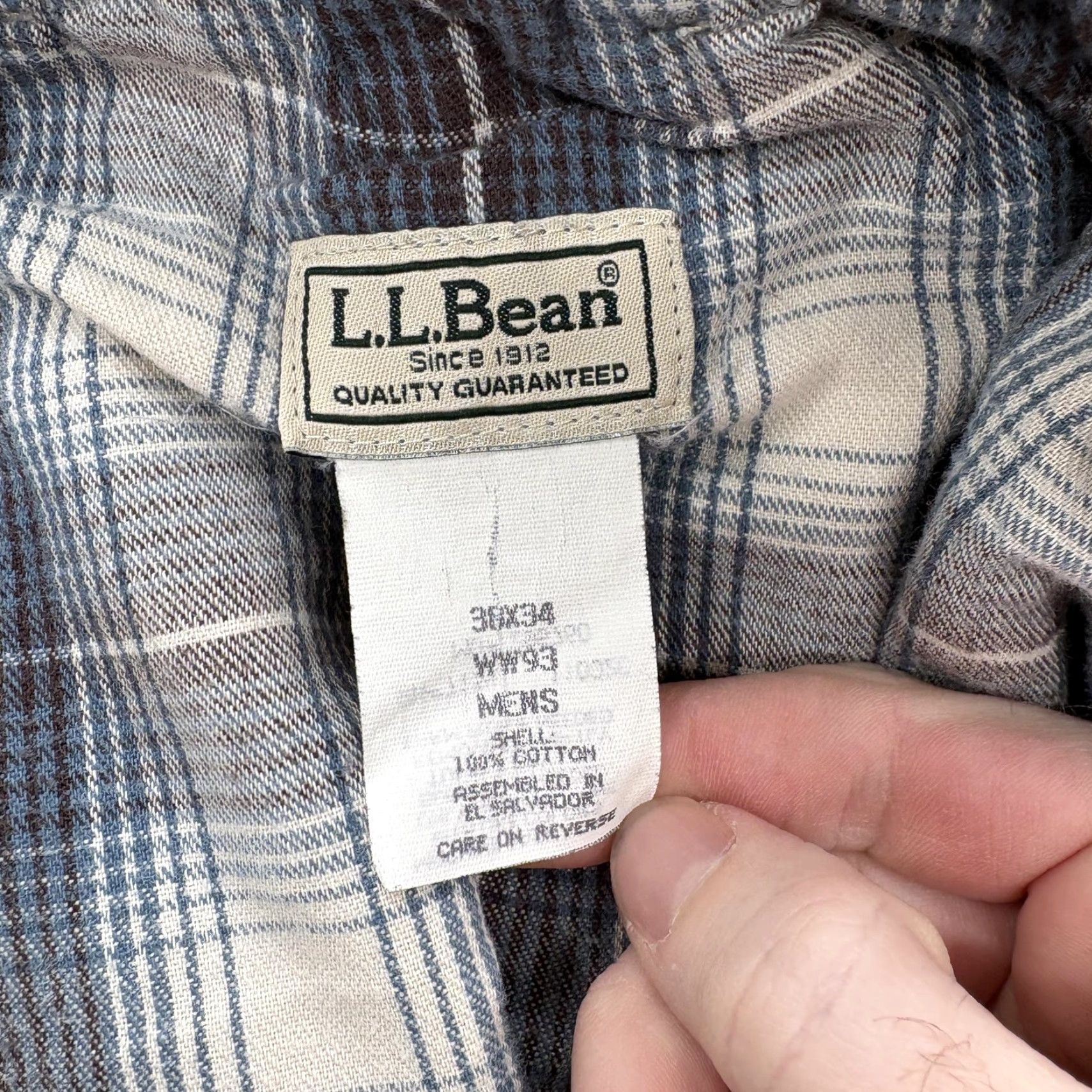 Vintage VINTAGE L L Bean Pants Mens 38x34 Beige Flannel Lined Pleated Chinos Chore Work Size US 38 / EU 54 - 6 Thumbnail