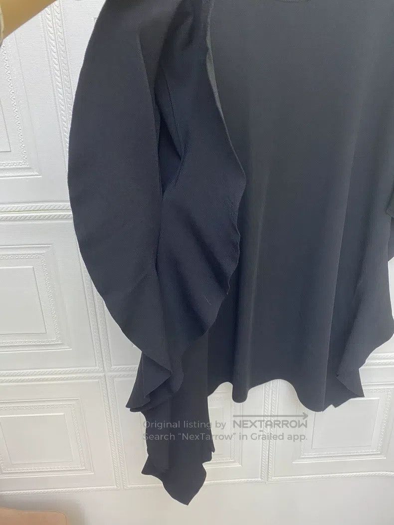 Valentino Valentino Black knitted top cape Size M / US 6-8 / IT 42-44 - 3 Thumbnail