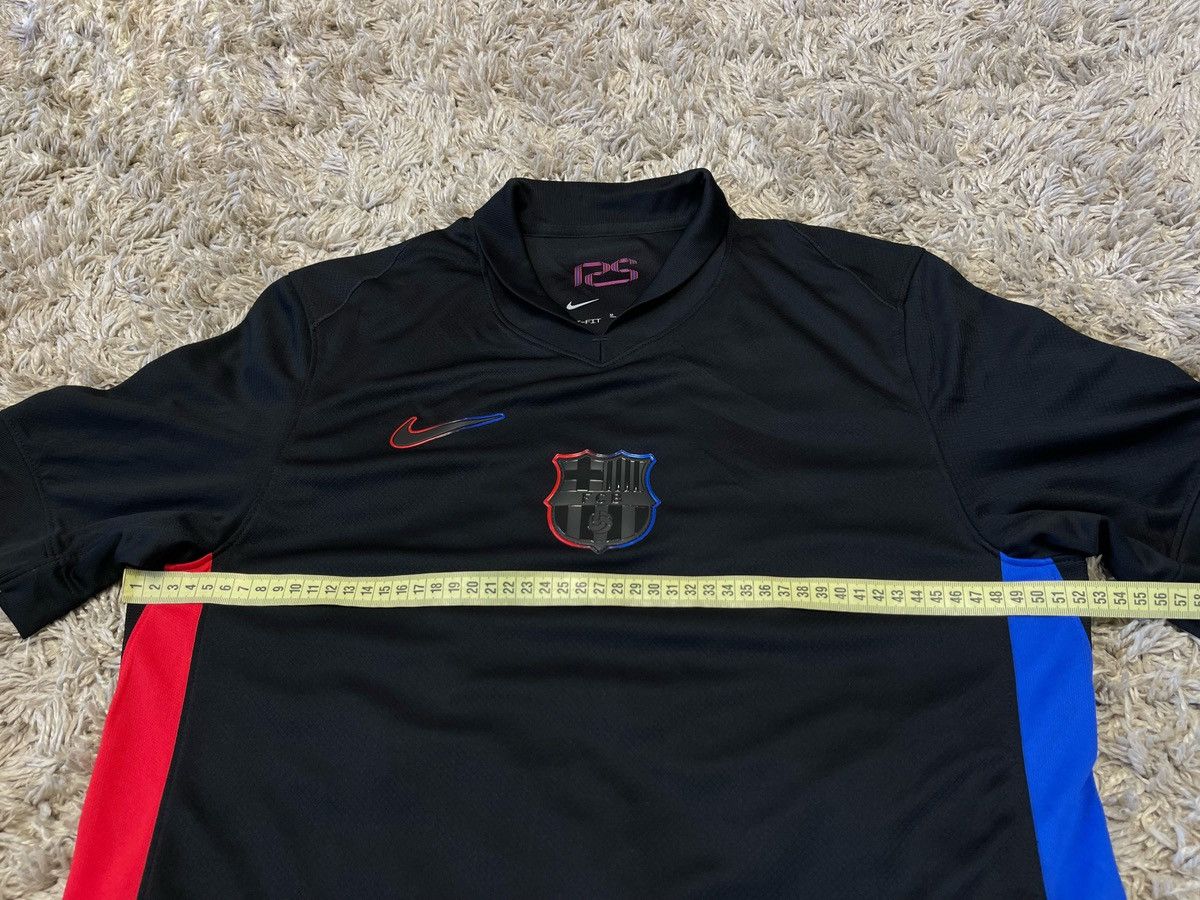 Nike FC Barcelona 2024 2025 Away football shirt jersey nike sz M Size US M / EU 48-50 / 2 - 11 Thumbnail