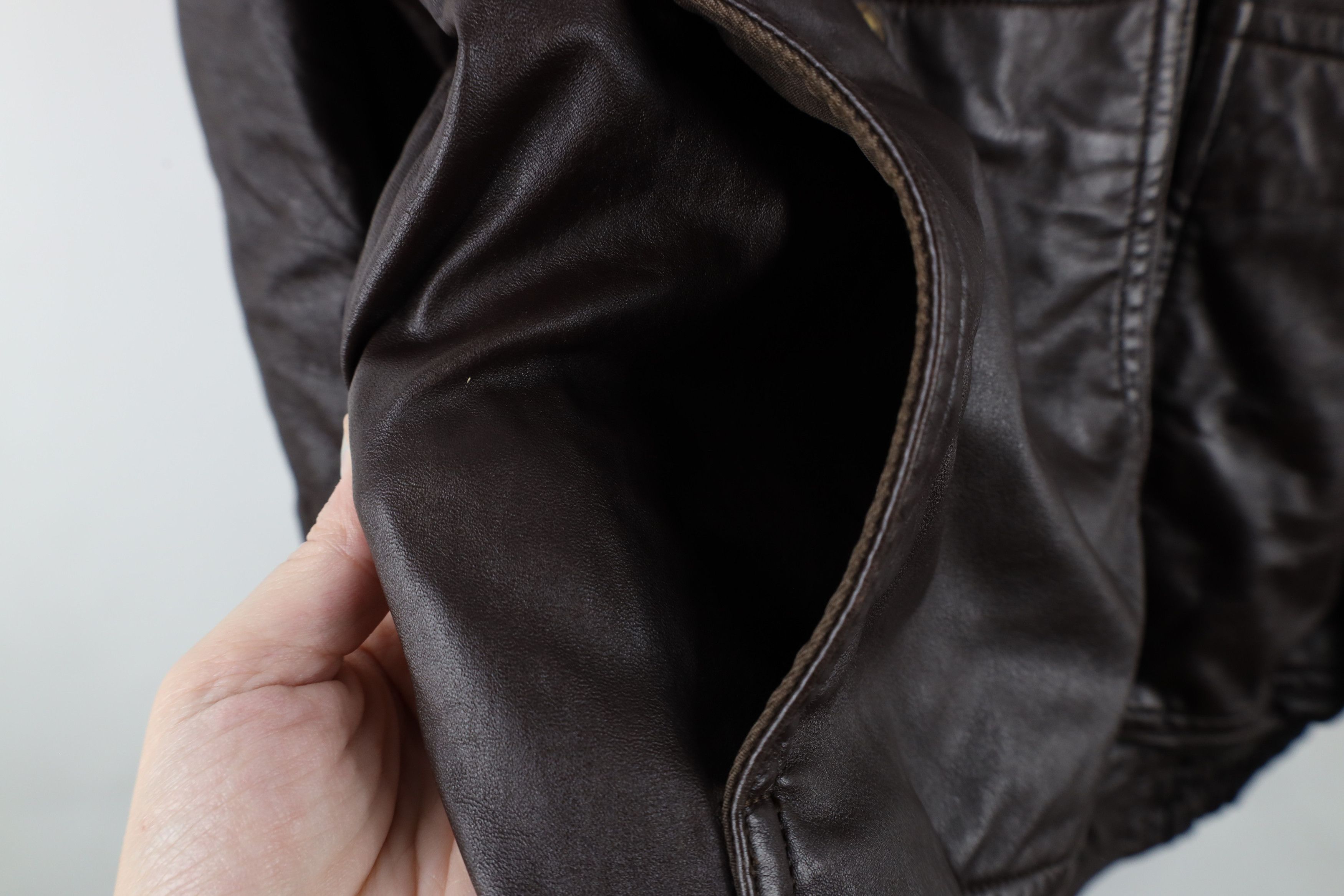 Vintage Vintage 90s Streetwear Quilted Leather Flight Bomber Jacket Size US M / EU 48-50 / 2 - 6 Thumbnail
