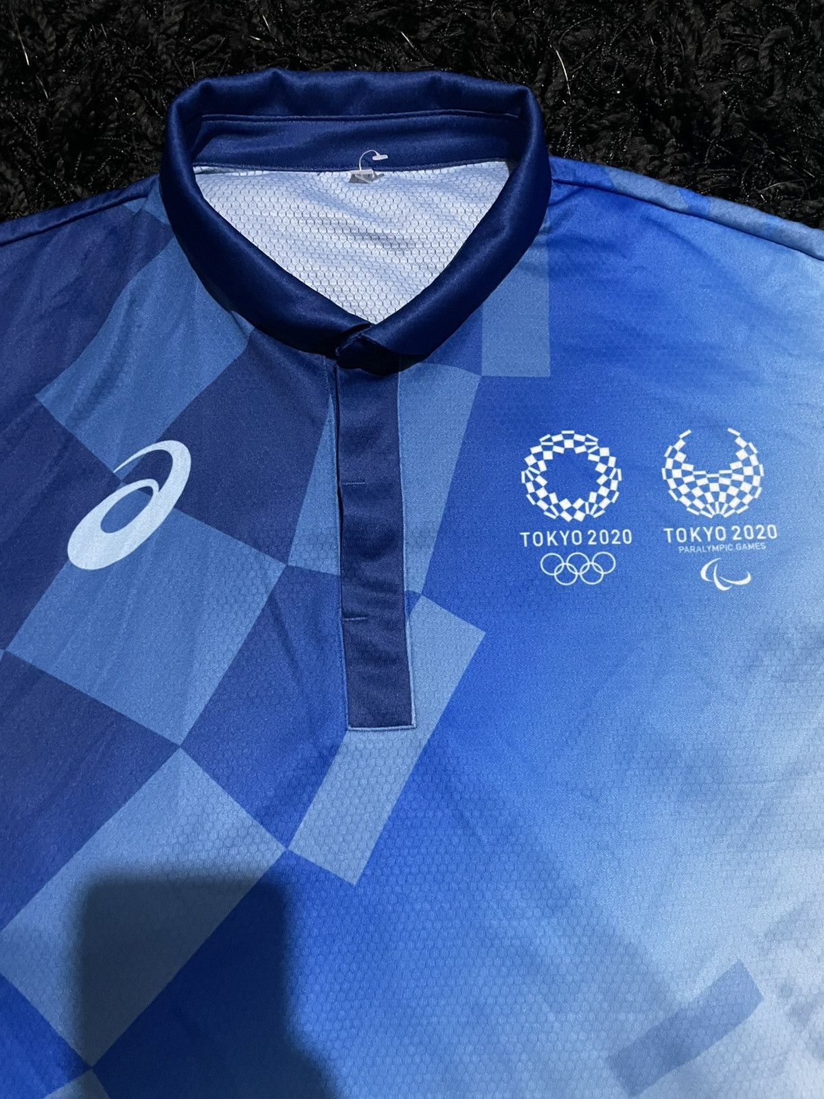 Asics ASICS Tokyo 2020 Olympic Emblem Shirt Uniform Volunteer (L) Size US L / EU 52-54 / 3 - 4 Thumbnail