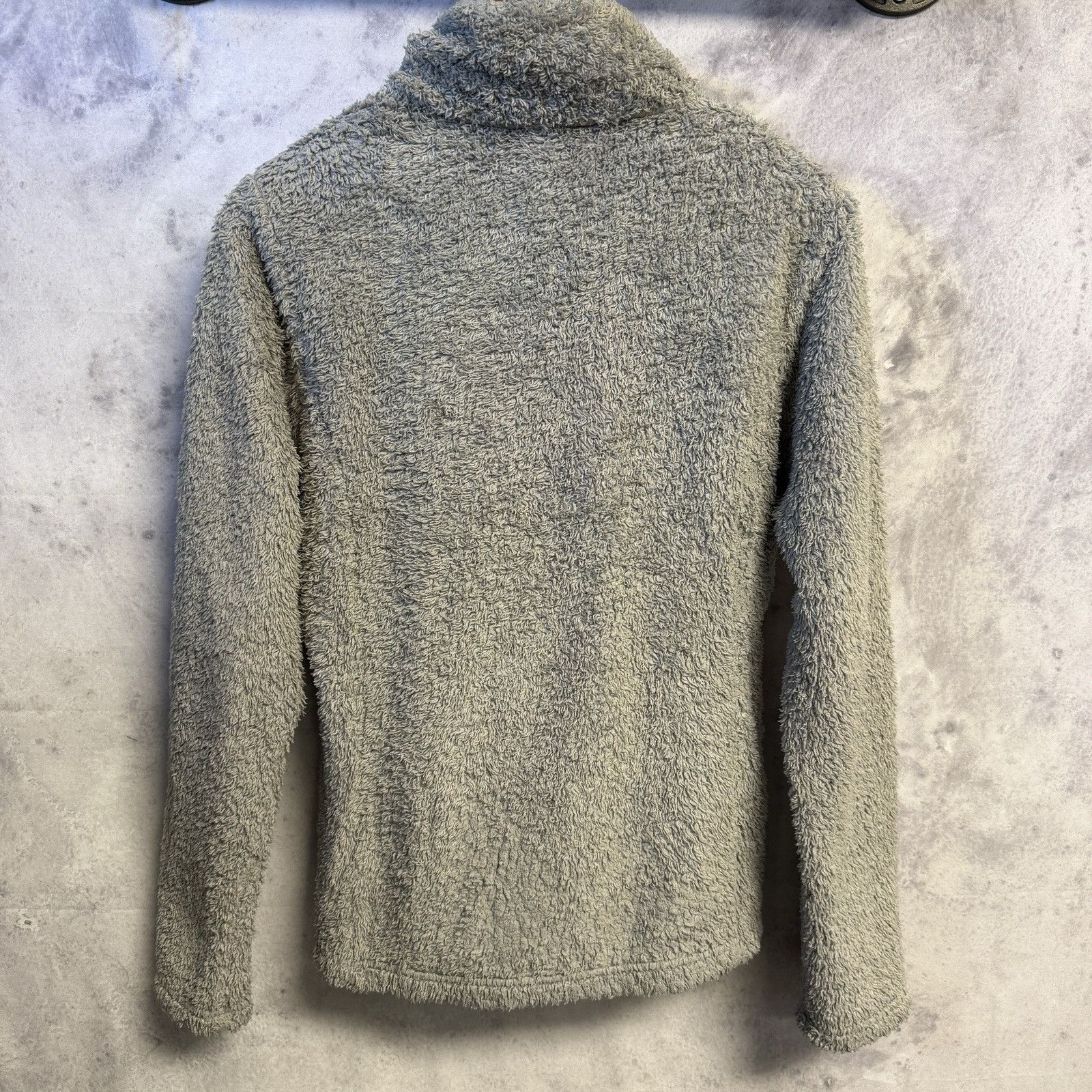 Patagonia Patagonia Fleece Sweatshirt Jacket Womens Medium 20x24 Gray Size M / US 6-8 / IT 42-44 - 2 Thumbnail