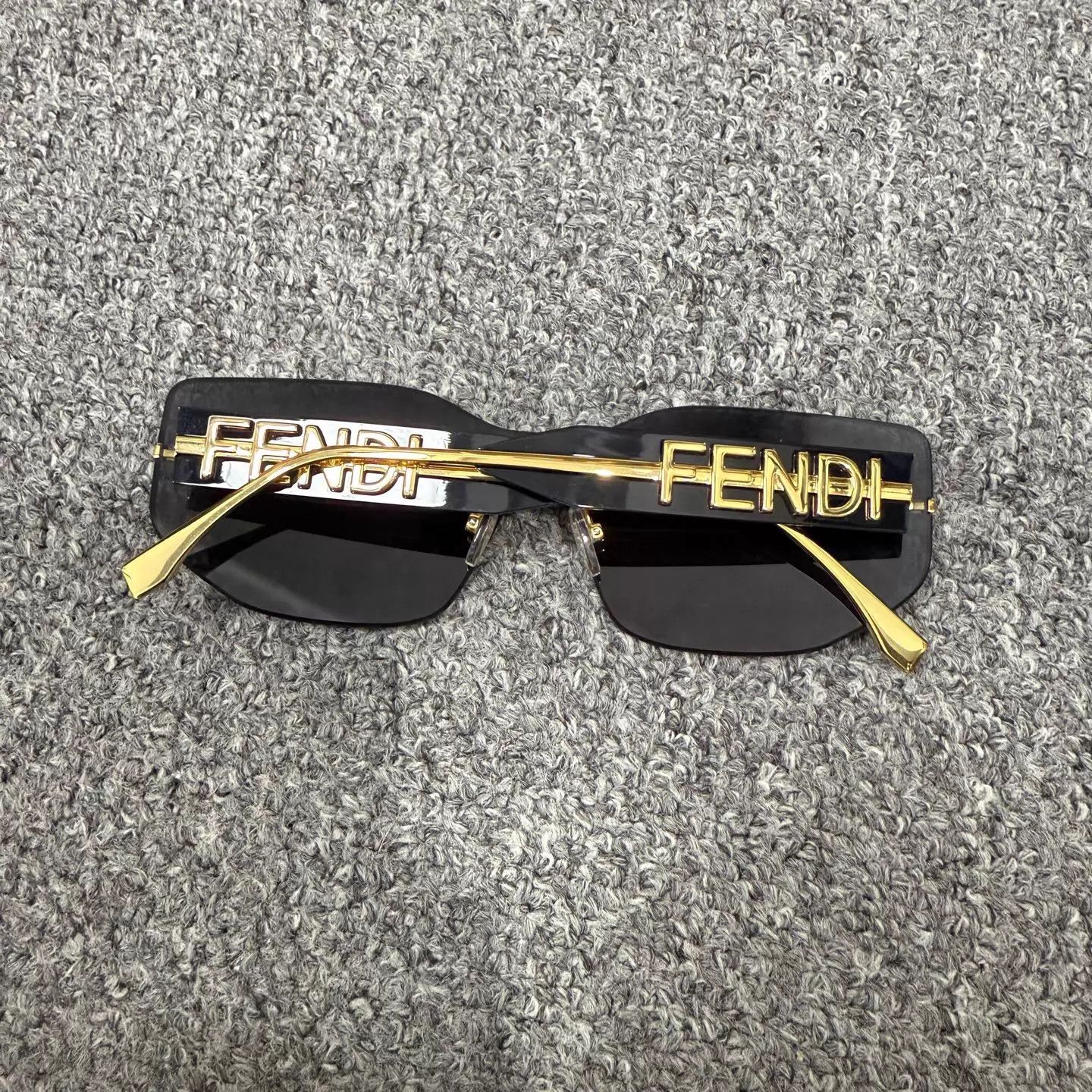 Fendi Fendi square black sunglasses unworn Size ONE SIZE - 3 Thumbnail