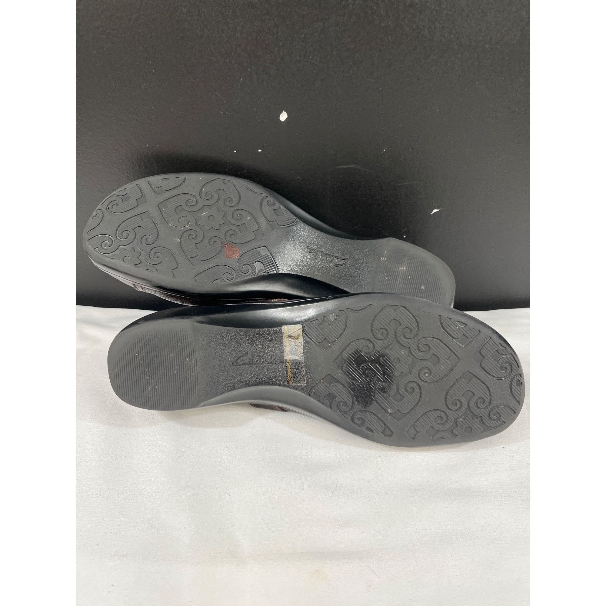 Clarks Clarks Women's Brown Leather Shoes/Heeled Mules Size 9M SKU Size US 9 / IT 39 - 3 Thumbnail