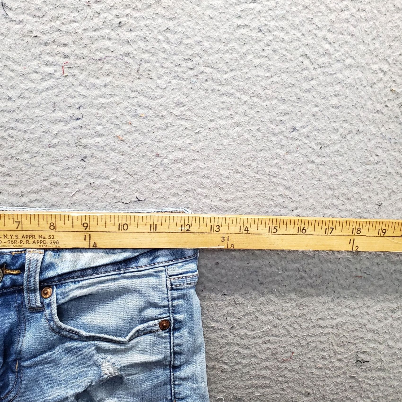 Vintage Aéropostale Shorts Womens 0 Blue Denim Distressed Folded Hem Low Rise 5-Pocket Size 25" / US 0 / IT 36 - 5 Thumbnail