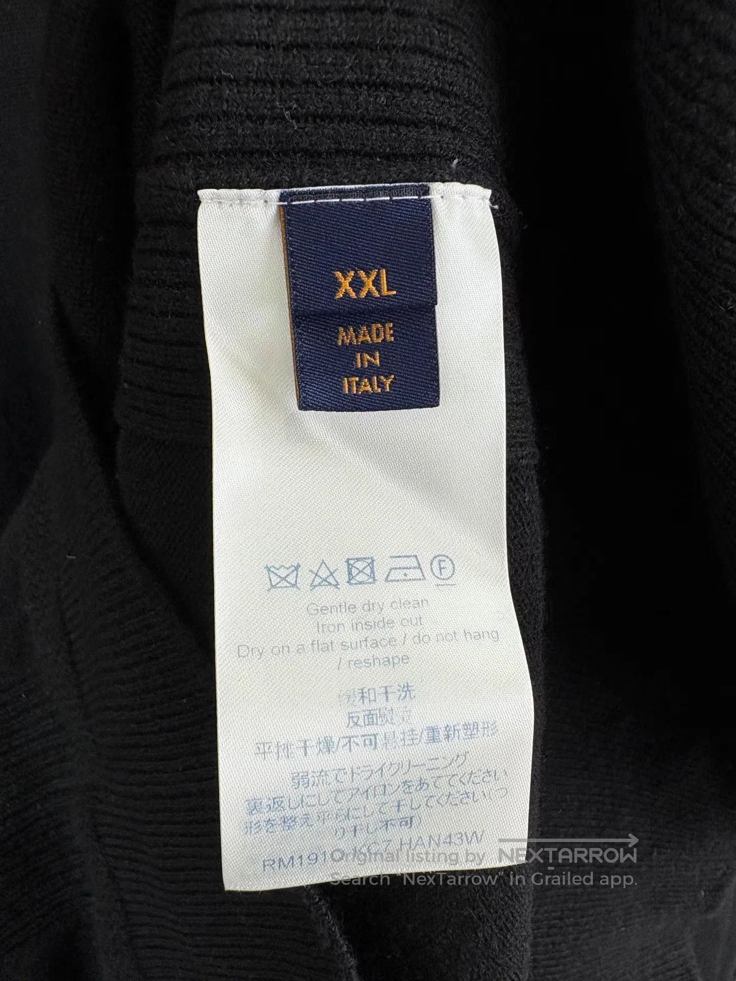 Louis Vuitton Black Long. Size US XXL / EU 58 / 5 - 4 Thumbnail