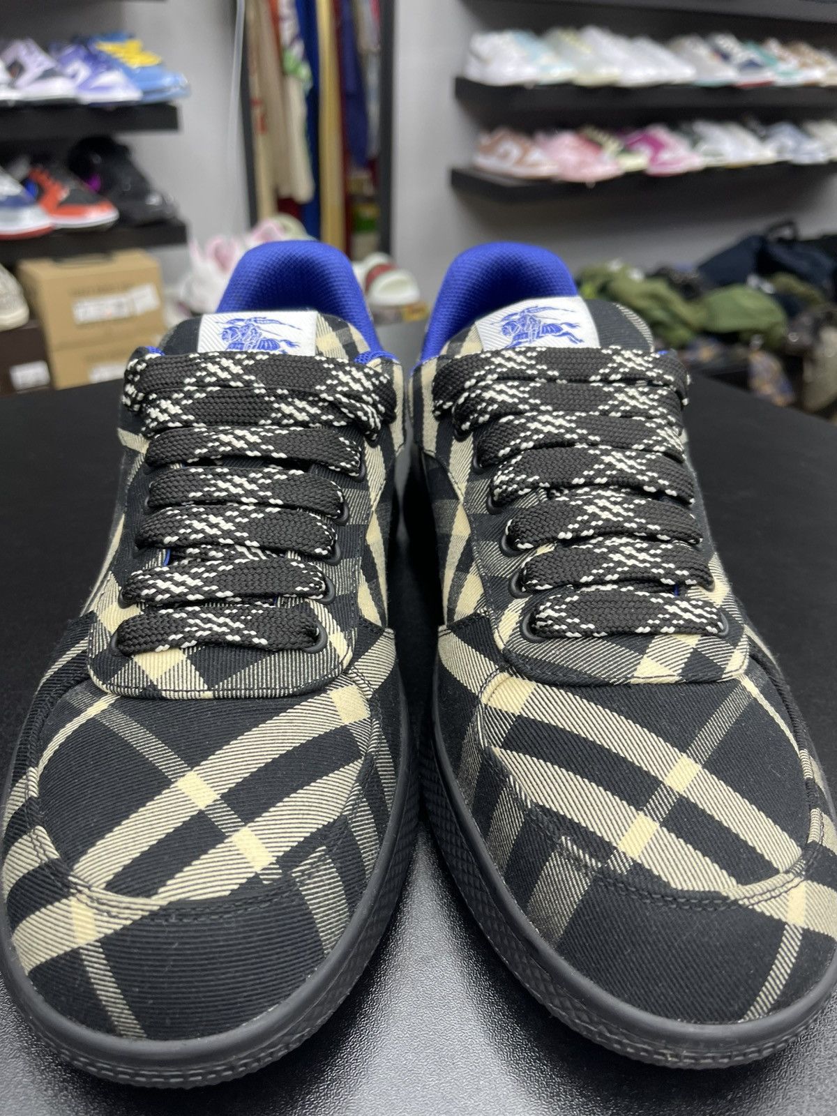 Burberry Size 9US/42EU - Burberry Check Terrace Sneakers Size US 9 / EU 42 - 4 Thumbnail