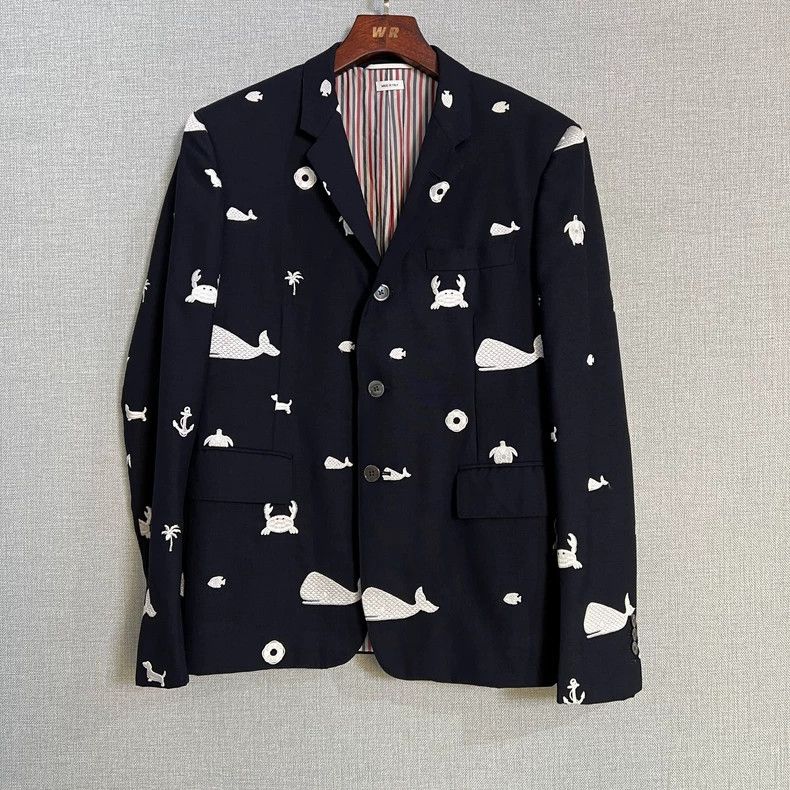Thom Browne Thom Browne Blue ocean whale embroidered suit Size US XL / EU 56 / 4 - 1 Thumbnail