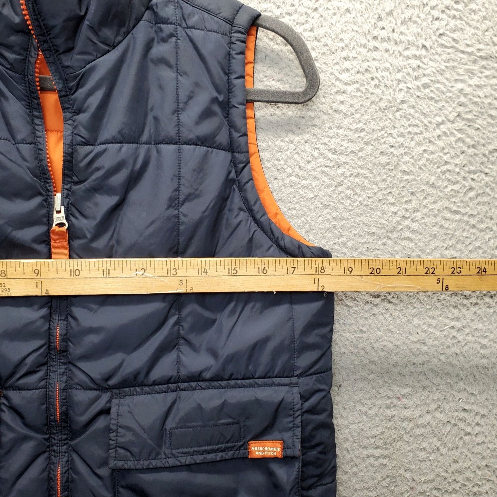 Abercrombie & Fitch Abercrombie & Fitch Quilted Puffer Vest Mens M Multi Reversible Zip Up Shirt Mens from Abercrombie & Fitch Size US M / EU 48-50 / 2 - 6 Thumbnail