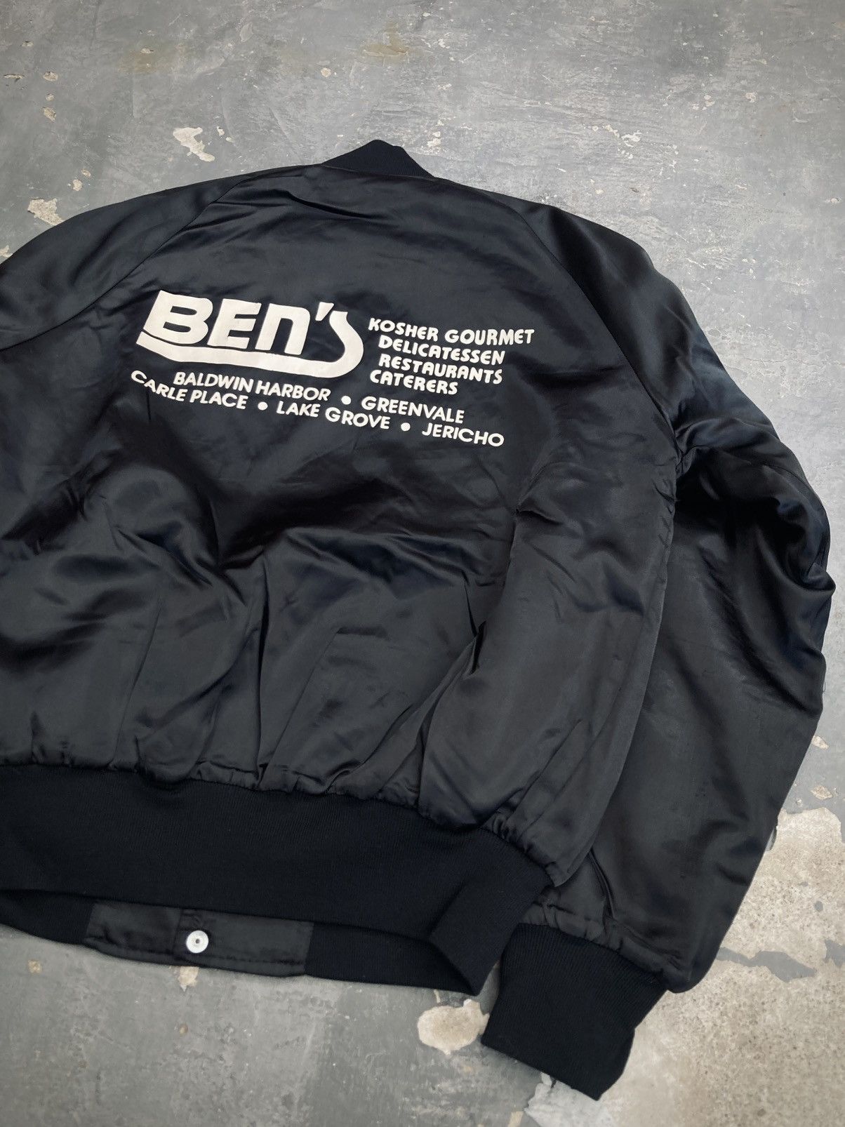 Other Vintage 80s United Sports Apparel Satin Bomber Jacket Size US M / EU 48-50 / 2 - 9 Thumbnail
