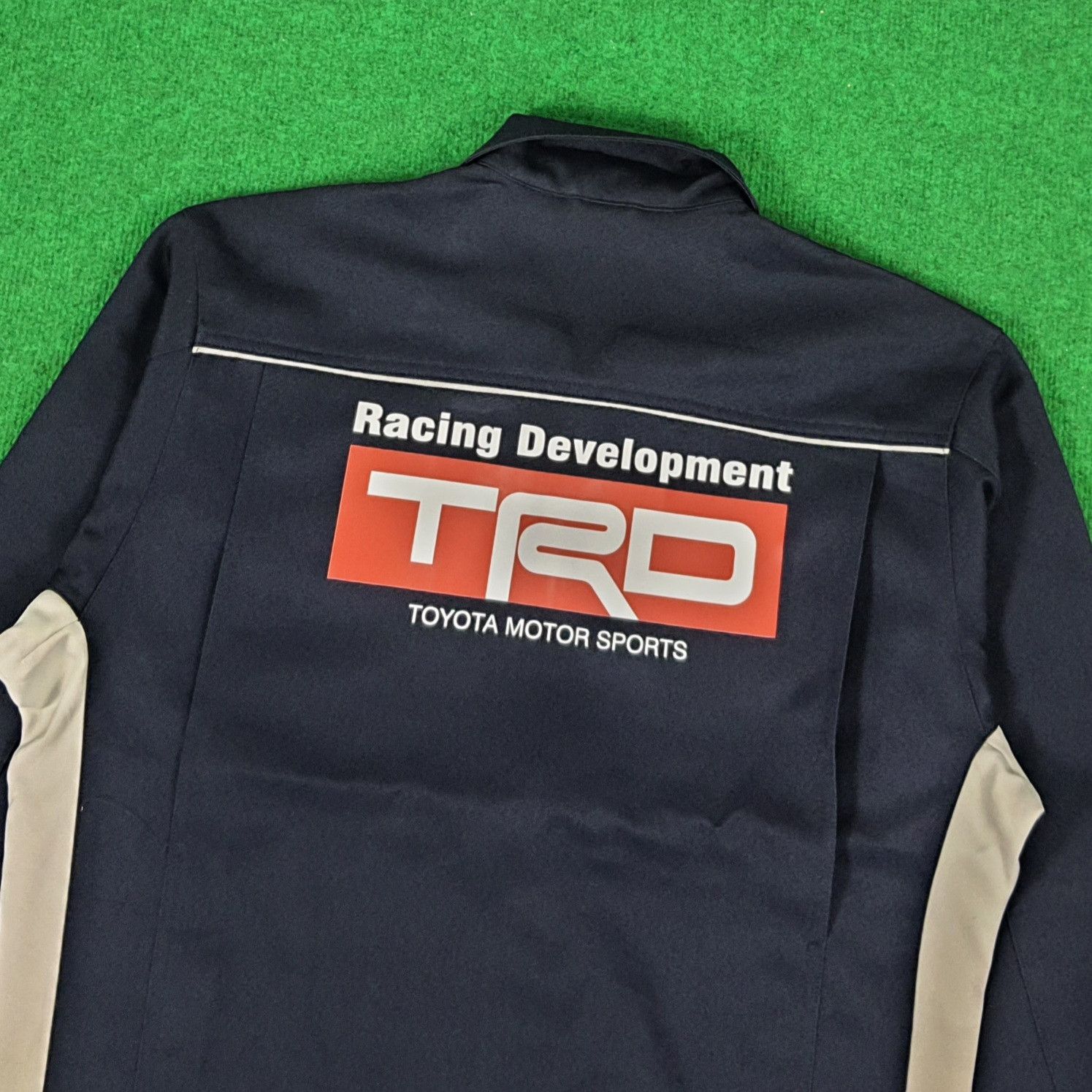 Japanese Brand × Vintage Vintage TOYOTA Racing Development Workwear Jacket Size US L / EU 52-54 / 3 - 2 Thumbnail