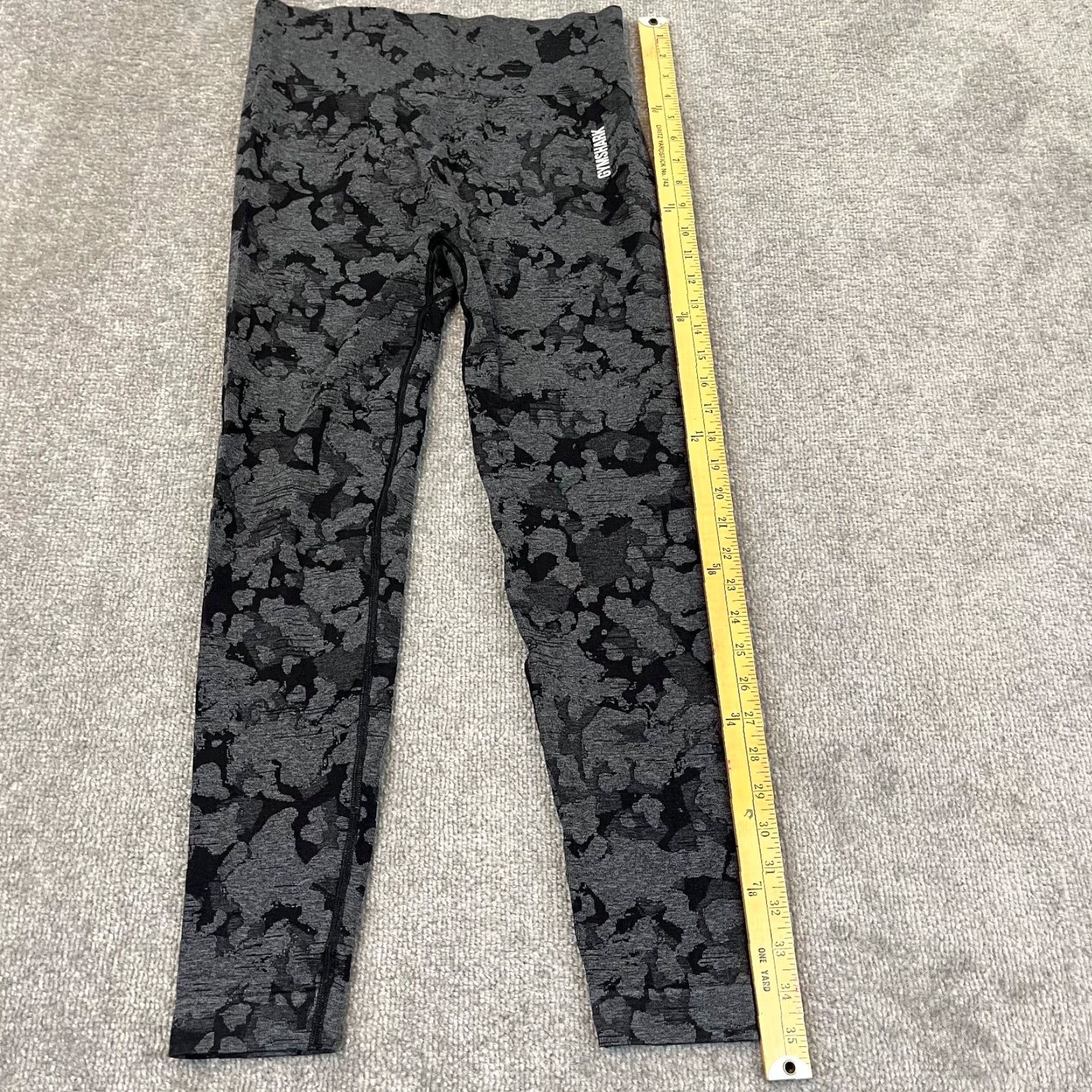 Gymshark Gymshark Leggings Womens XL 25" Gray Camo Athletic Workout Gym Lifting Size 40" / US 18 - 7 Thumbnail