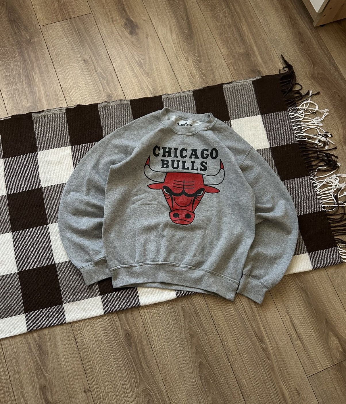 NBA × Vintage Vintage Chicago Bulls big logo made in Usa sweatshirt mens Size US S / EU 44-46 / 1 - 1 Thumbnail