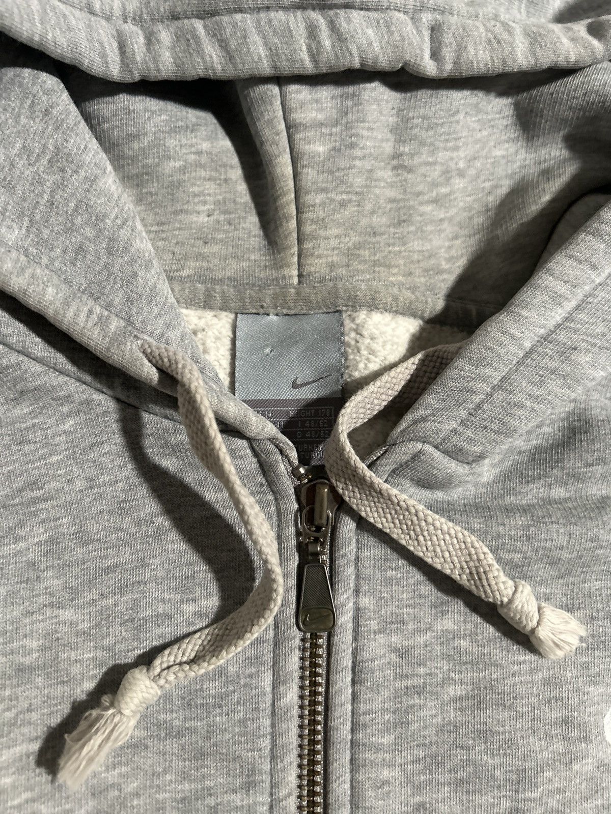 Nike Vintage Y2K Nike Mini Swoosh Hooded Vest Grey Size Medium Size US M / EU 48-50 / 2 - 3 Thumbnail