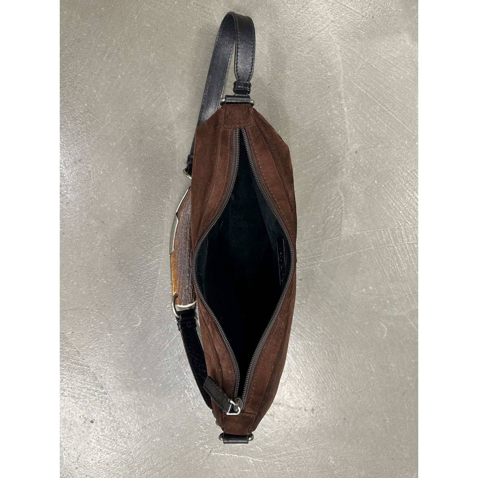 Yves Saint Laurent A/W2002 Yves Saint Laurent Mombasa suede bag Size ONE SIZE - 9 Thumbnail