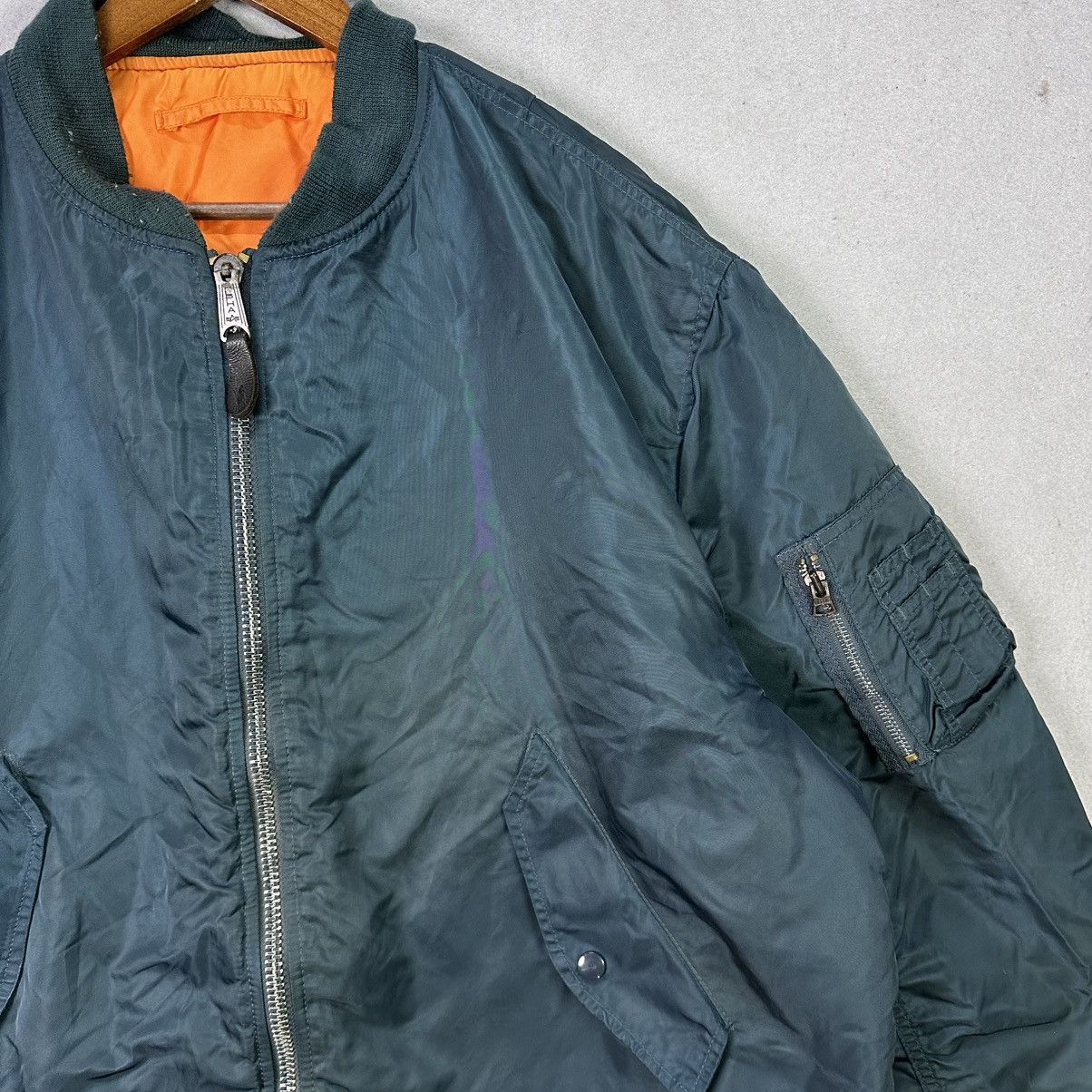 Alpha Industries Alpha Industries MA-1 Bomber Jacket Military Flight Jacket Size US XXL / EU 58 / 5 - 2 Thumbnail
