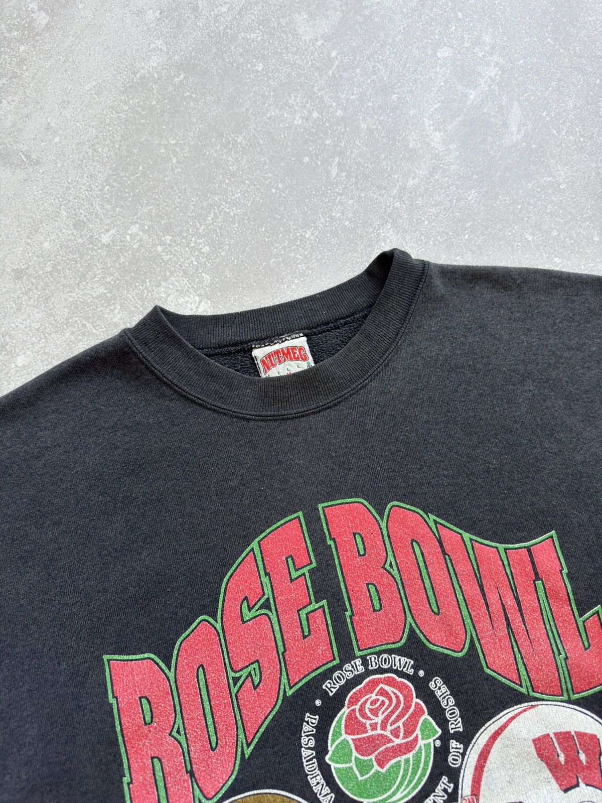 Nutmeg Vintage Nutmeg 1994 Rose Bowl UCLA vs Wisconsin Sweatshirt Size US M / EU 48-50 / 2 - 10 Thumbnail