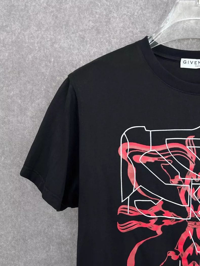 Givenchy Givenchy Givenchy Black Floral Short Sleeve TShirt -2507 Size US S / EU 44-46 / 1 - 6 Thumbnail