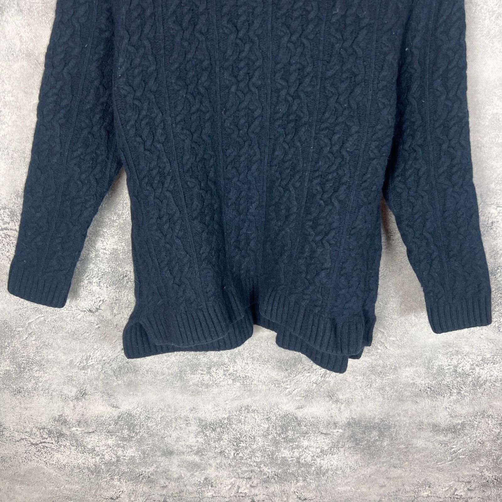 Barbour Barbour Women's Sweater Size 10 Blue Long Sleeve ` Size L / US 10 / IT 46 - 3 Thumbnail