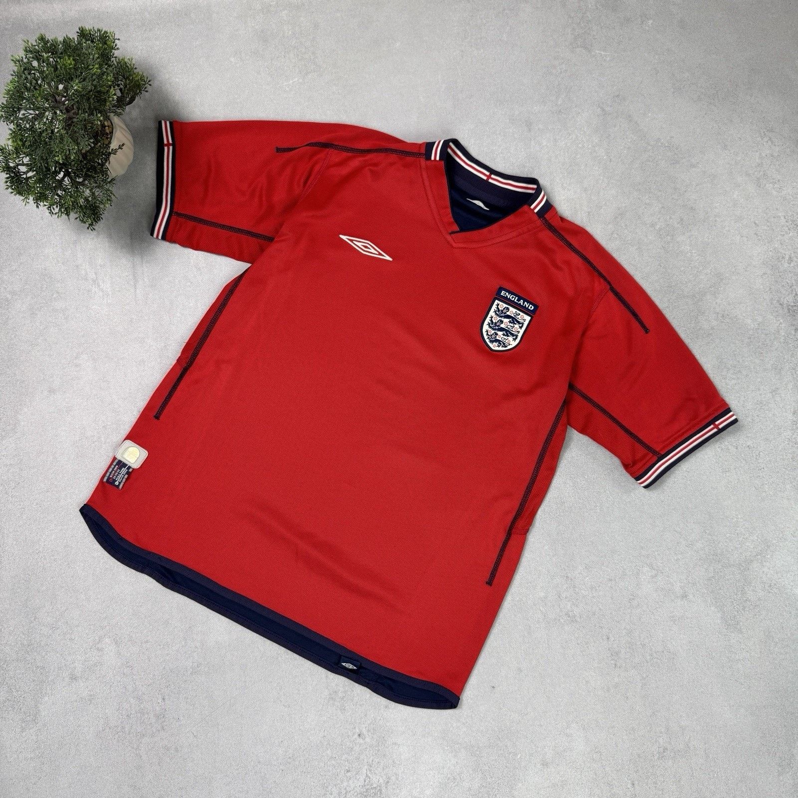 Umbro England Away football 2002 - 2004 Jersey Double Sided Umbro Size US S / EU 44-46 / 1 - 1 Thumbnail